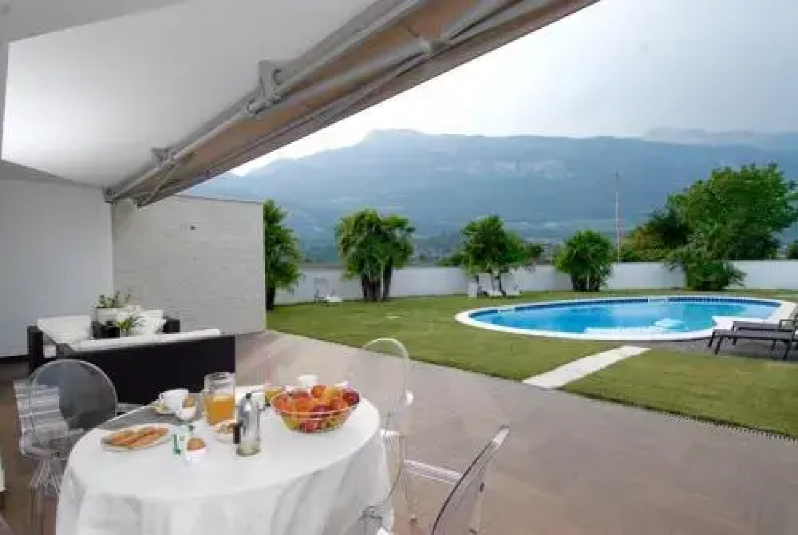 B&B Home 21