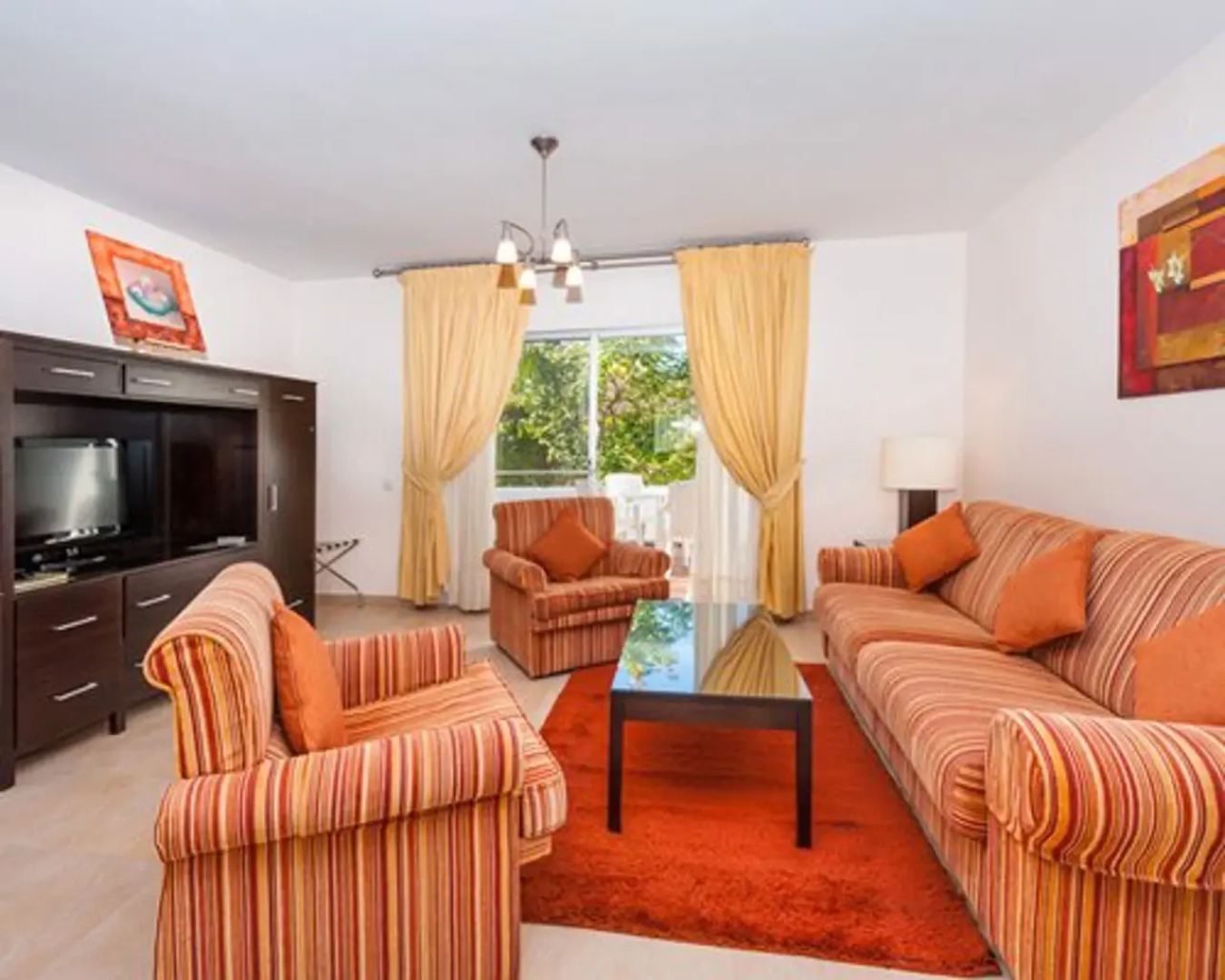 Royal Aloha Spain/ravc