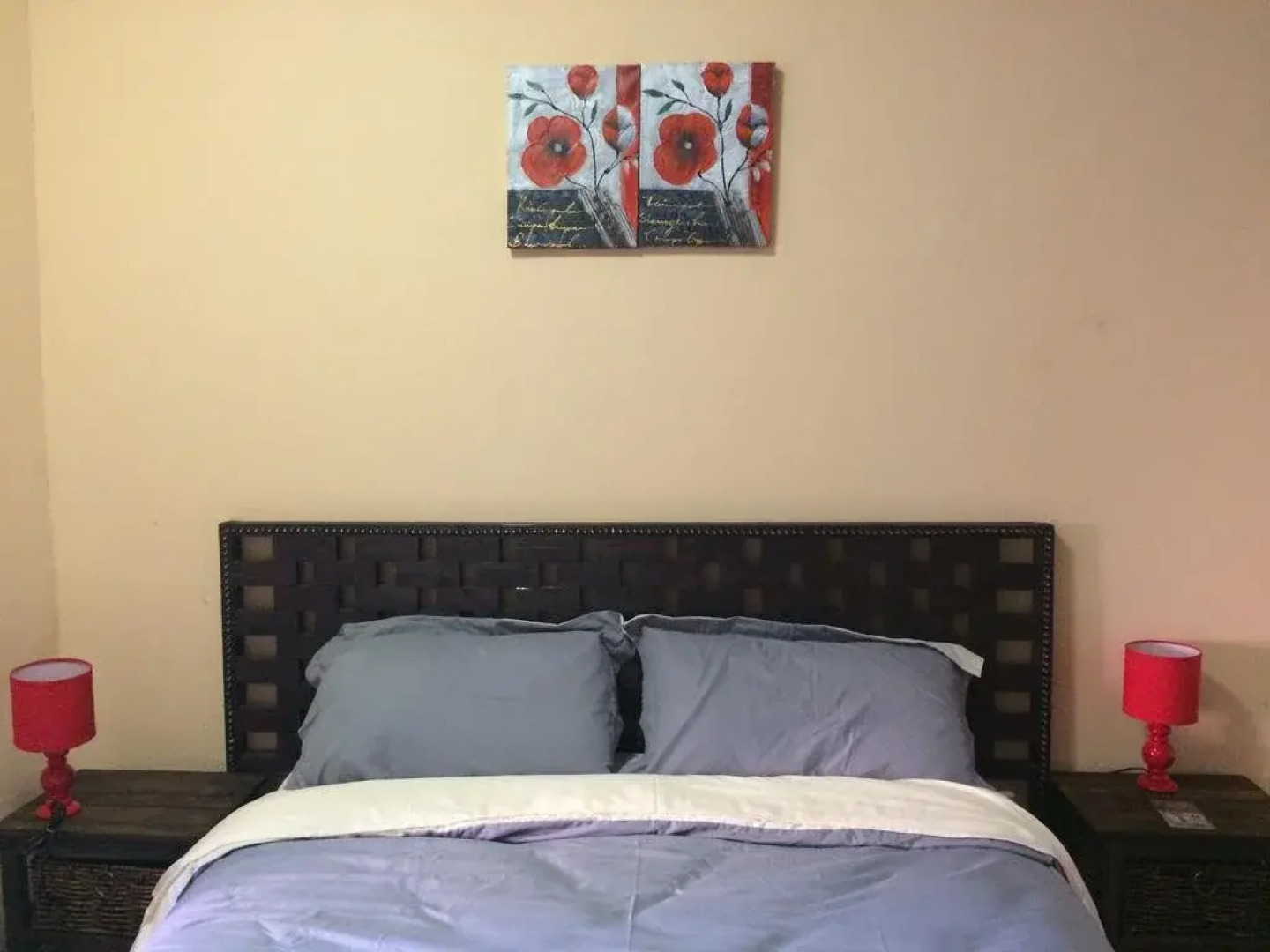 Skyhawk Guesthouse