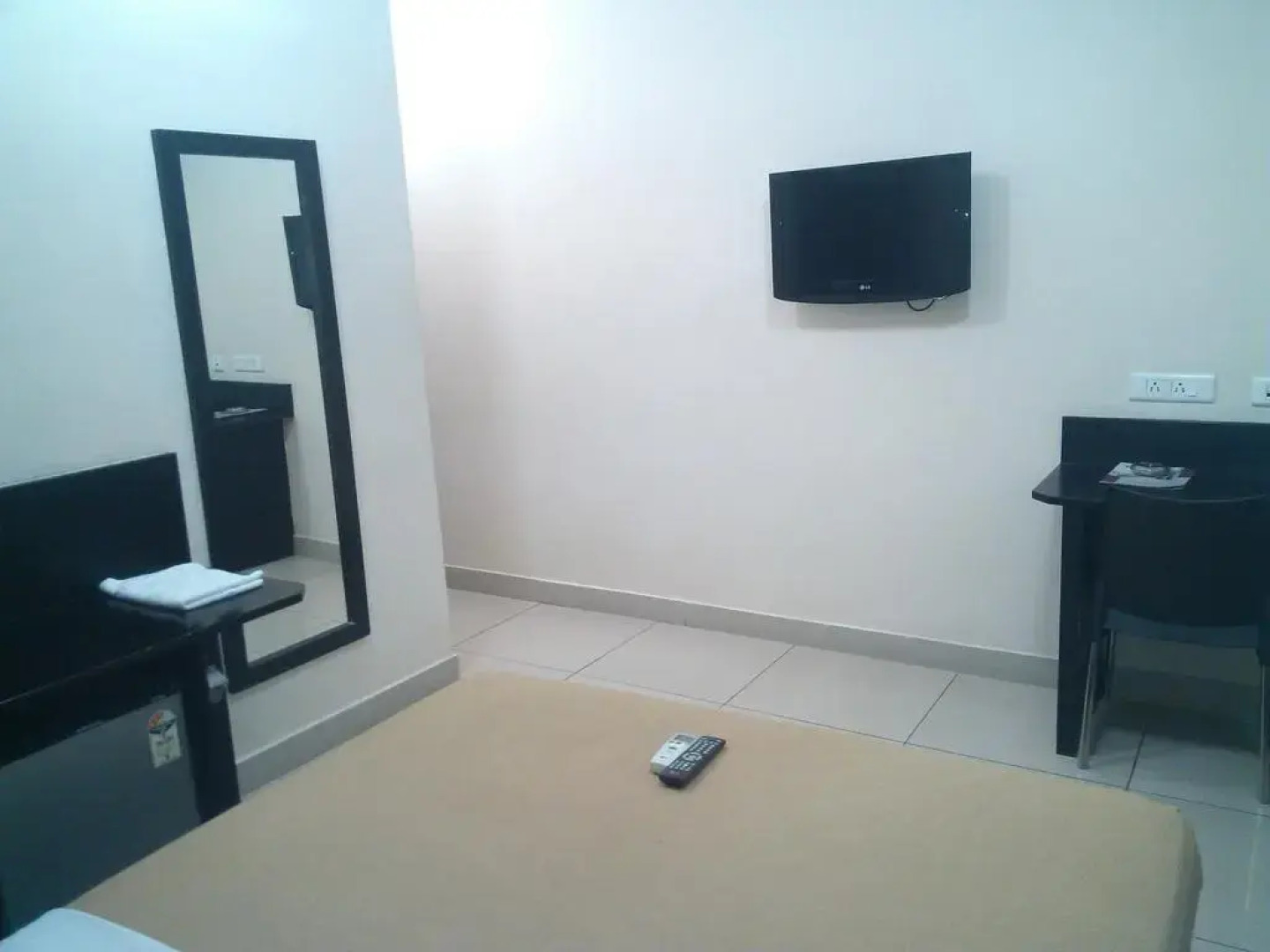 Hotel Veenu International