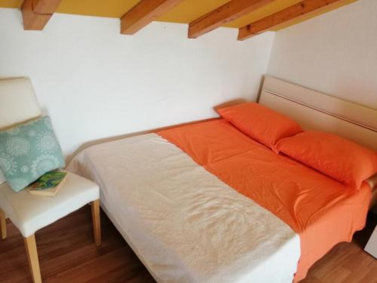 Viva Studio Central Split (Adults Only)