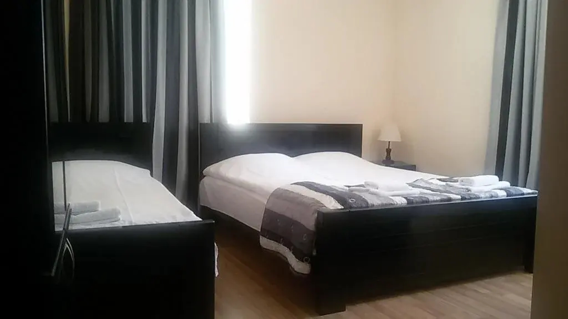 Lomari's Guest House
