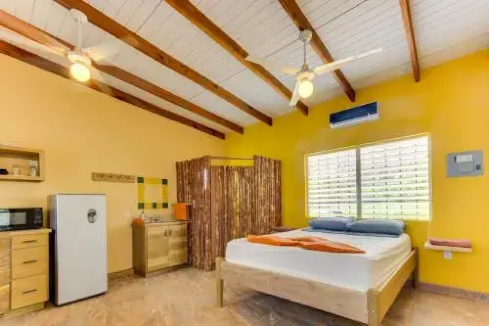 Oceanus Cabanas