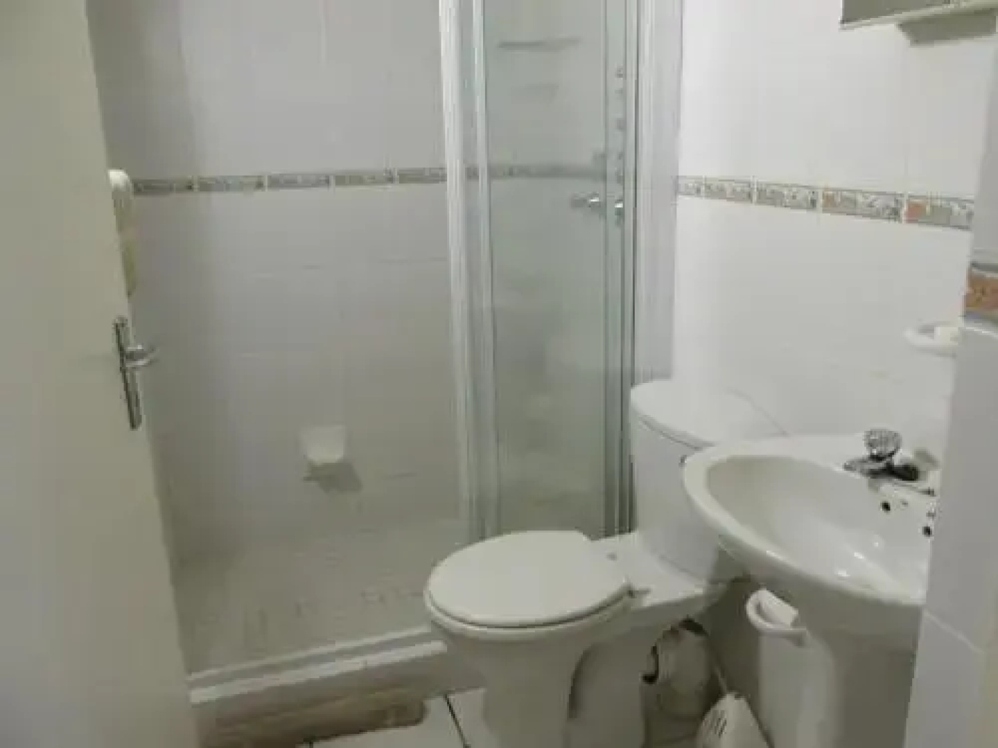 Point Village Accommodation - Snowdove