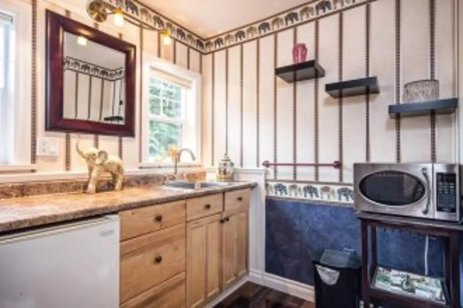 Whitley House Bed & Breakfast