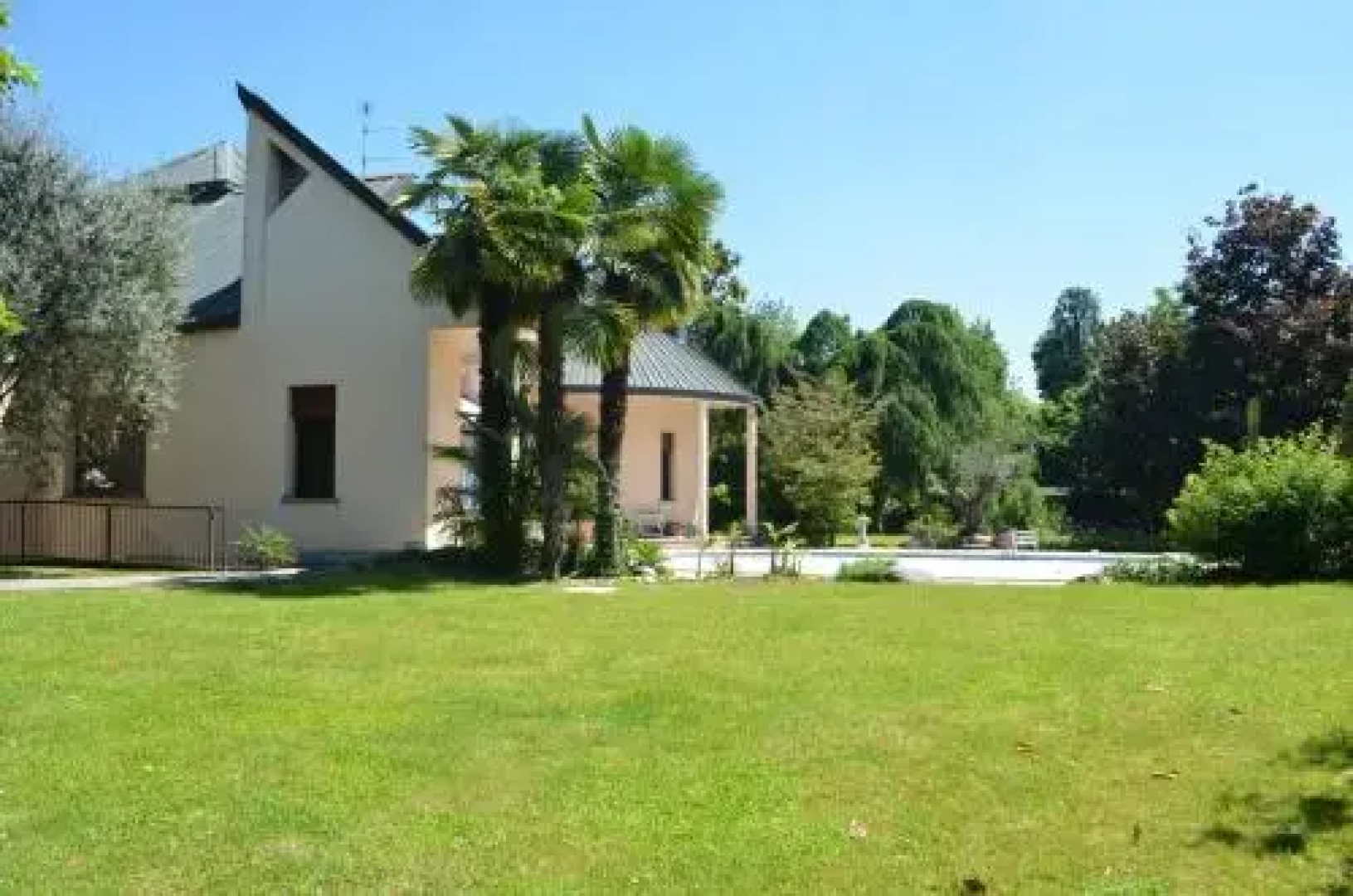 Villa Olivares