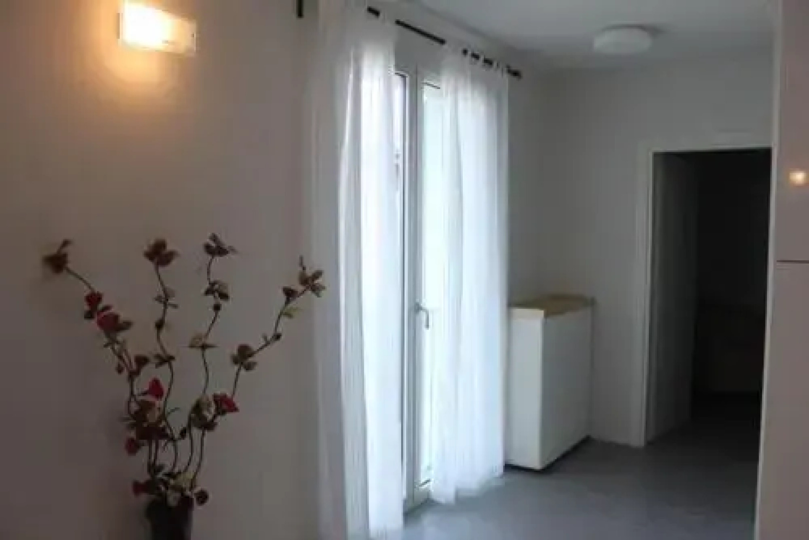 Luxury Apartment Front Lake View