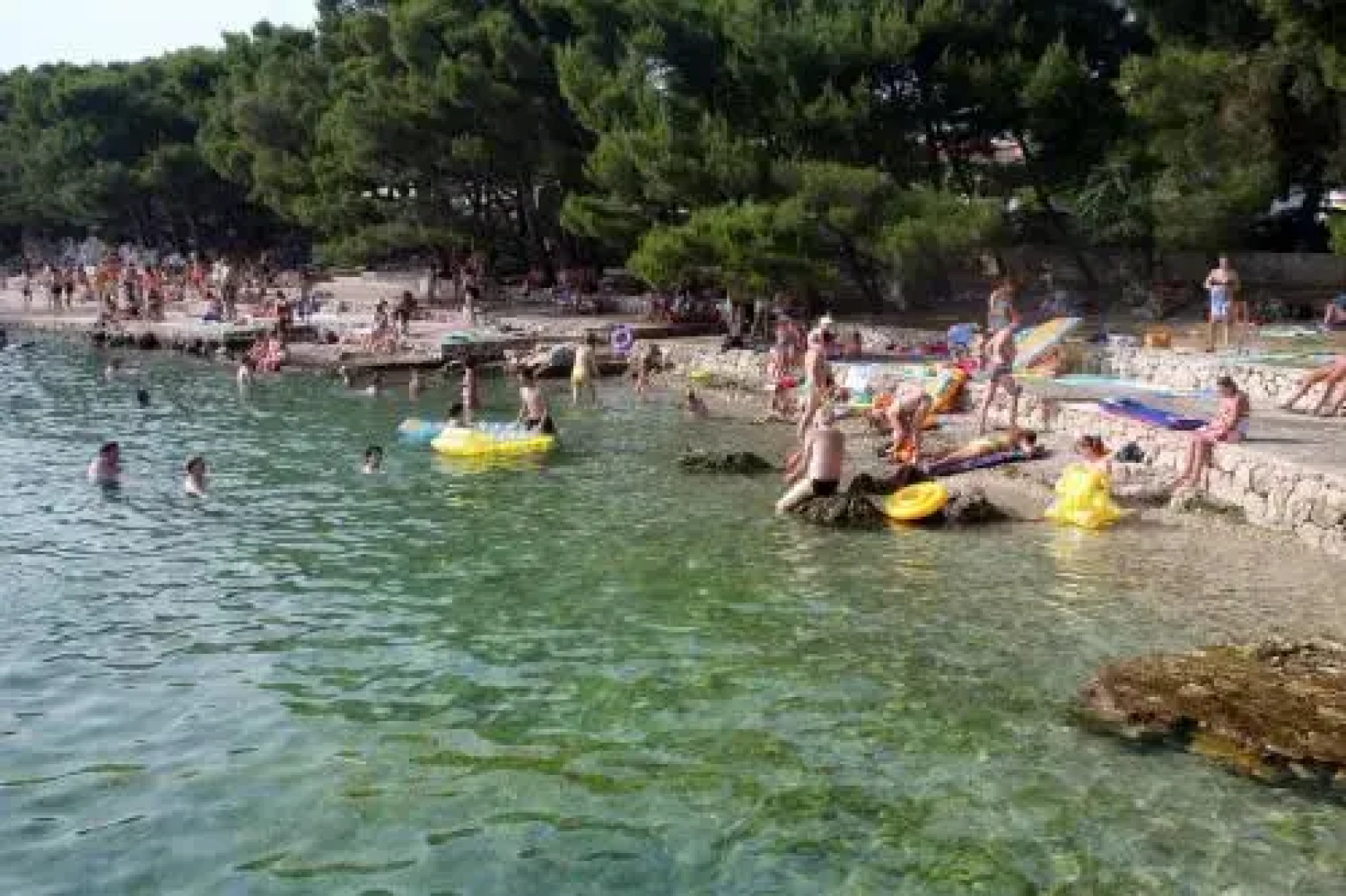 Apartments Jerine