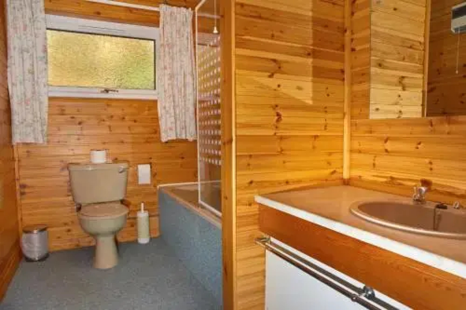 Drumnadrochit Lodges