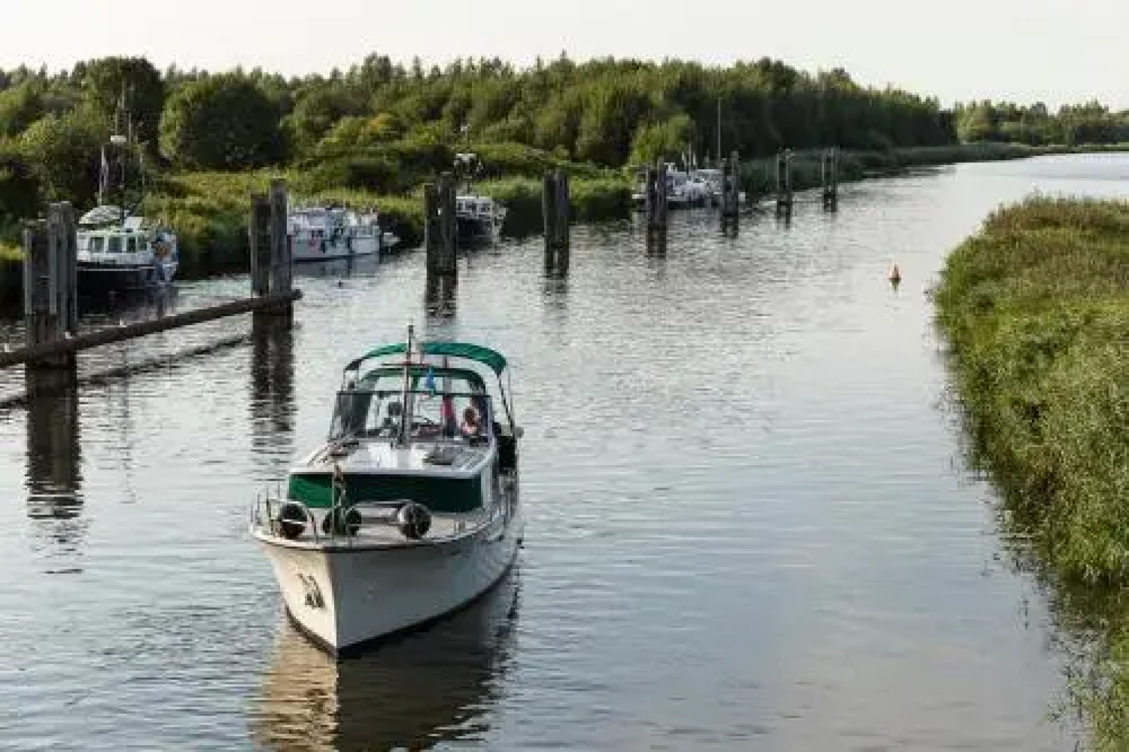 Nautic Rentals - Marinapark Oude-Tonge