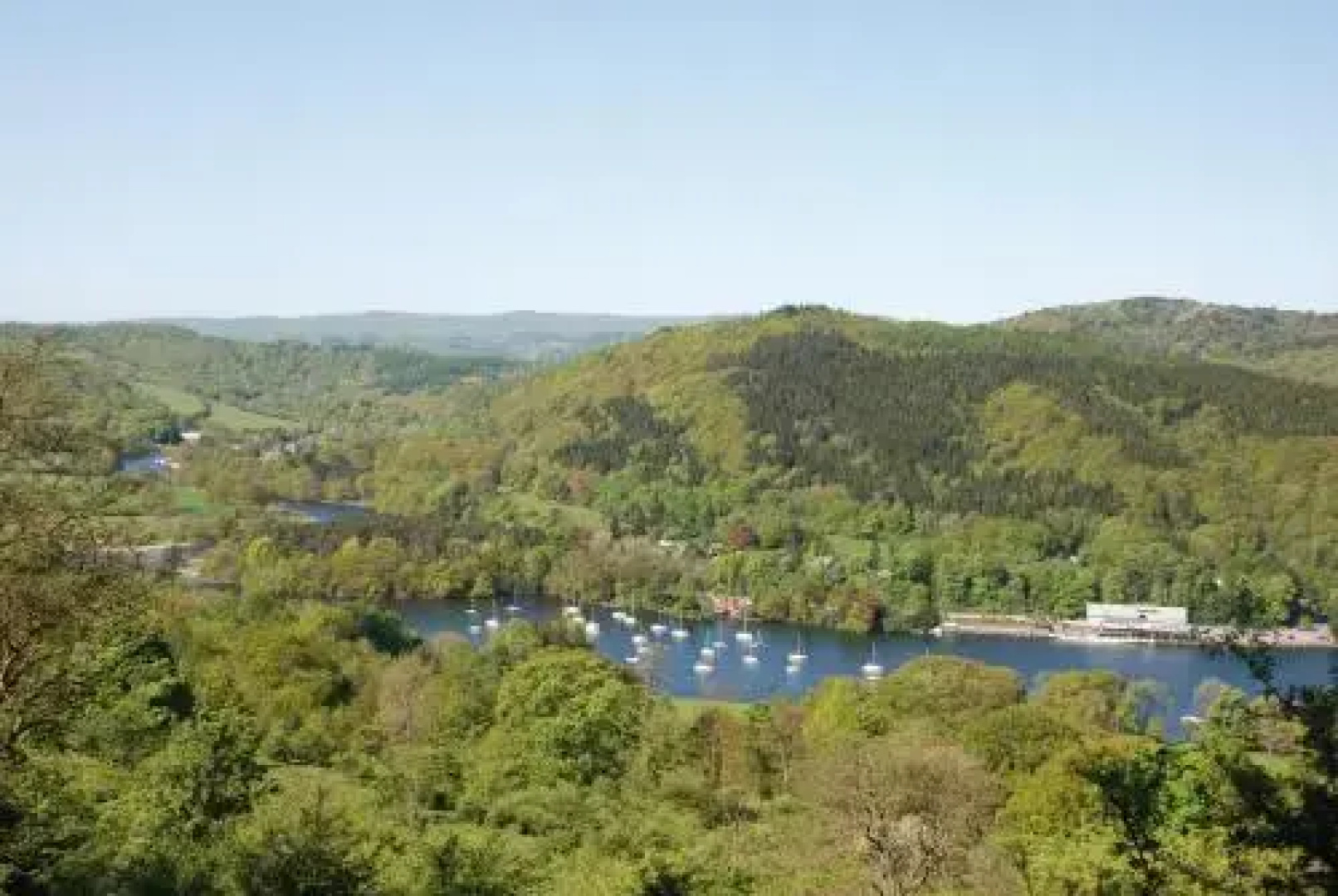 The Lakeland Village Club