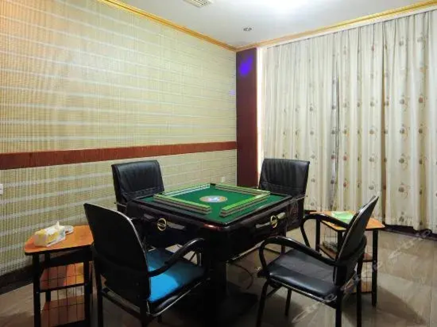 Tongxiang Zhouquan Yuanshun Hotel