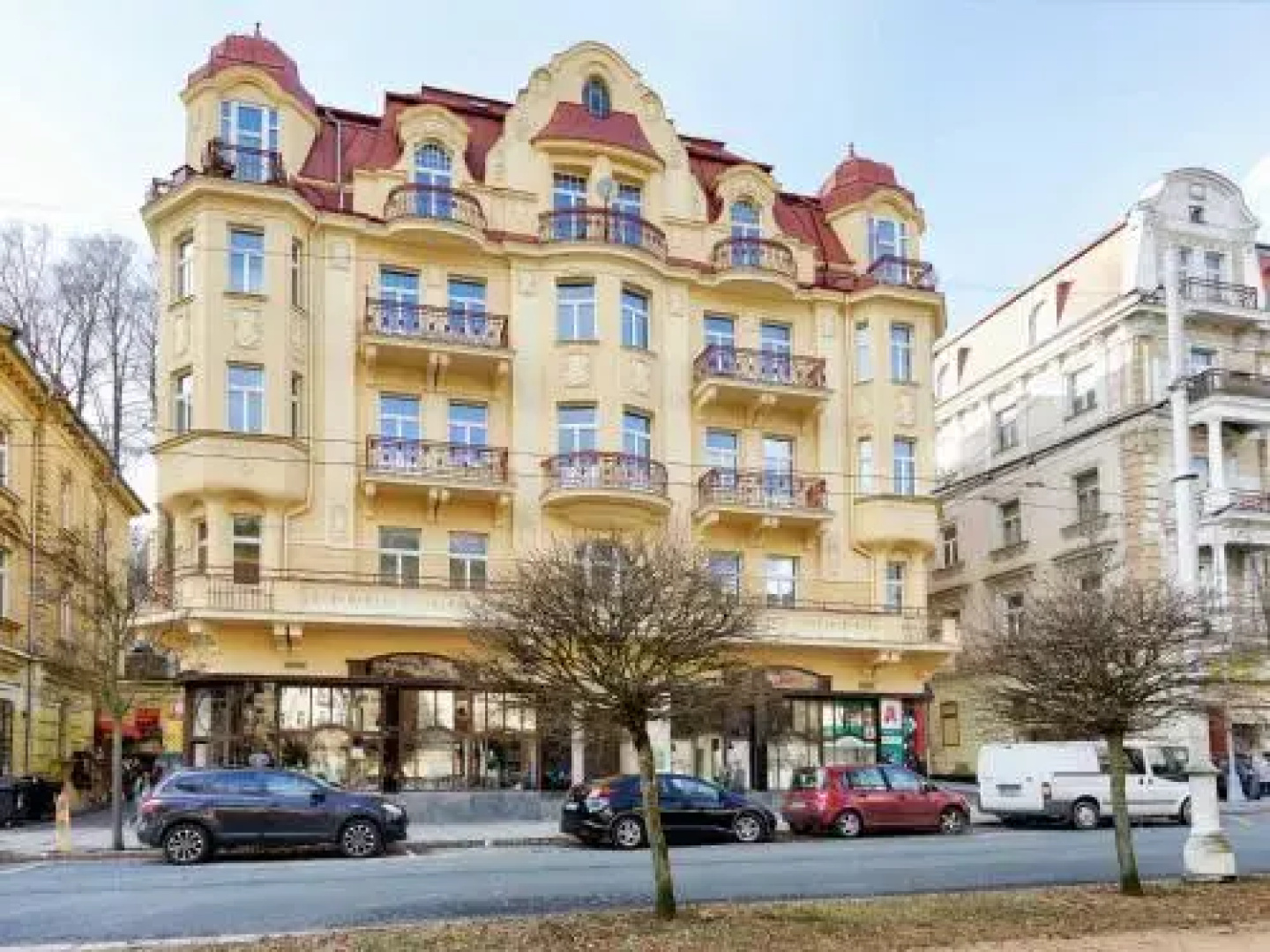 Lira 2 Apartments