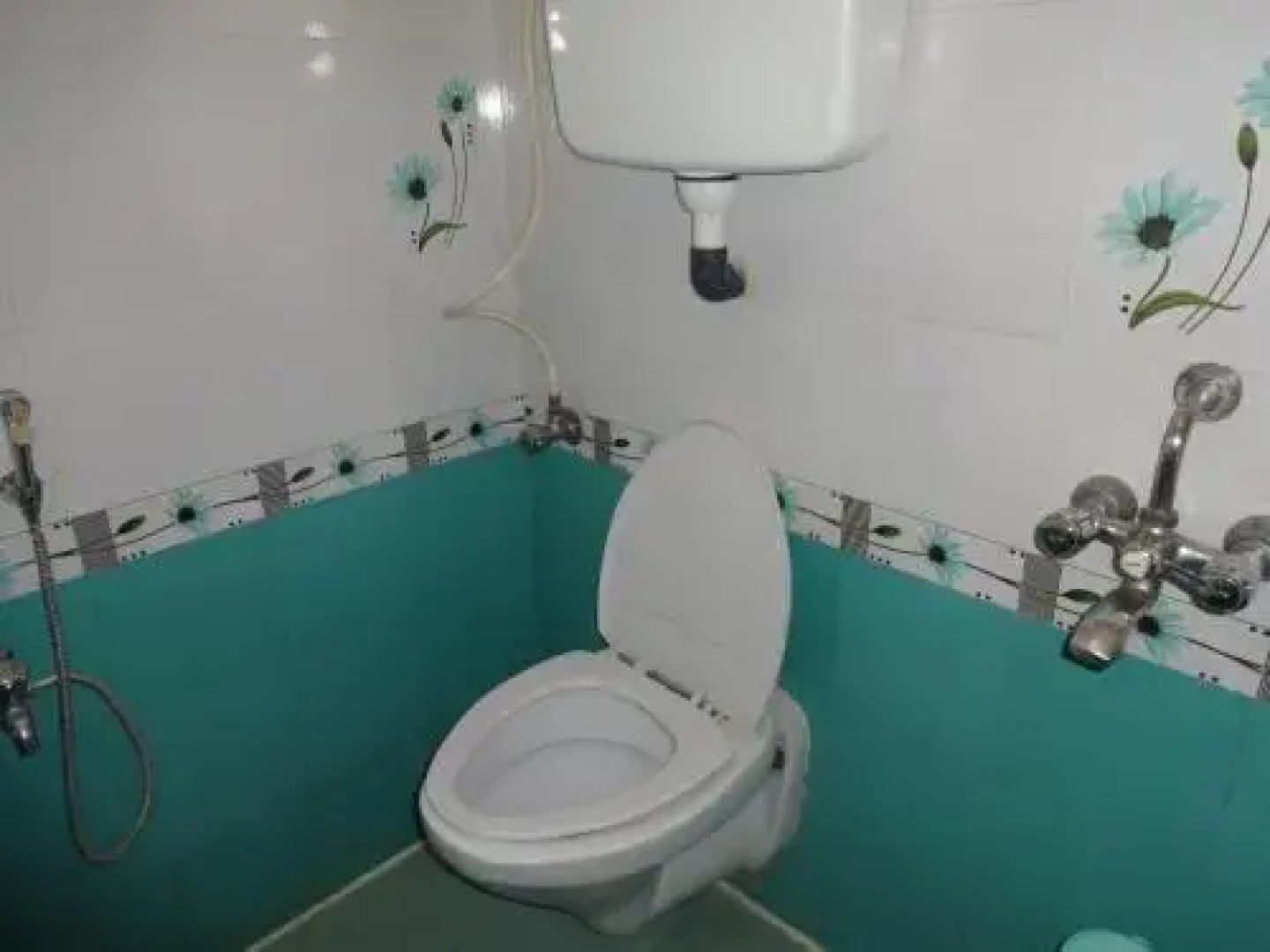 R M Guest House