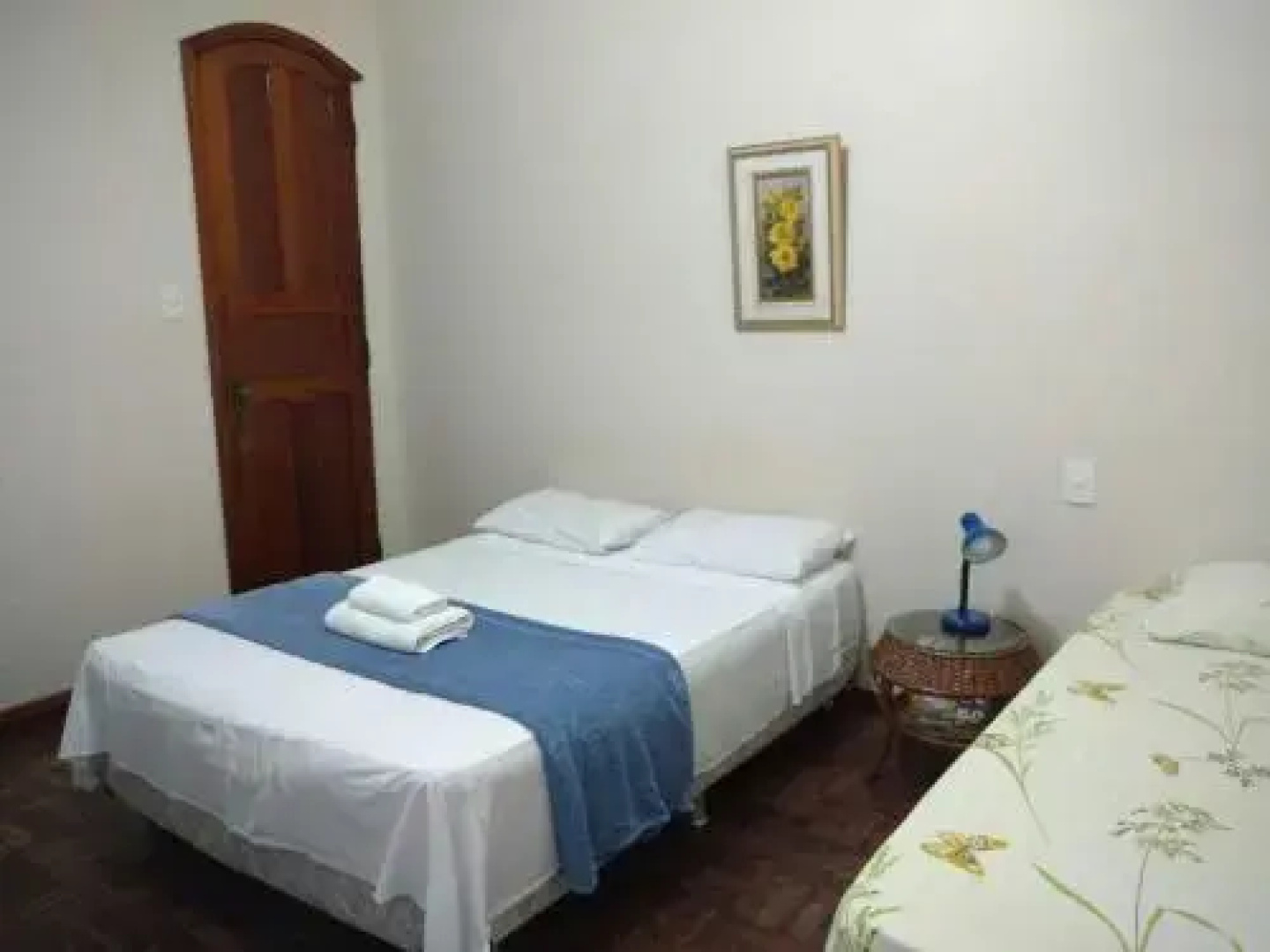 Chez Les Rois Bed and Breakfast