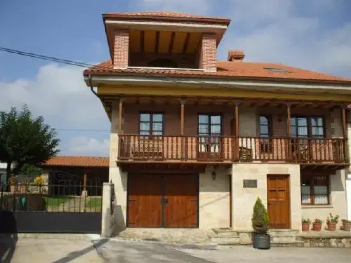 Apartamentos La Corraliza