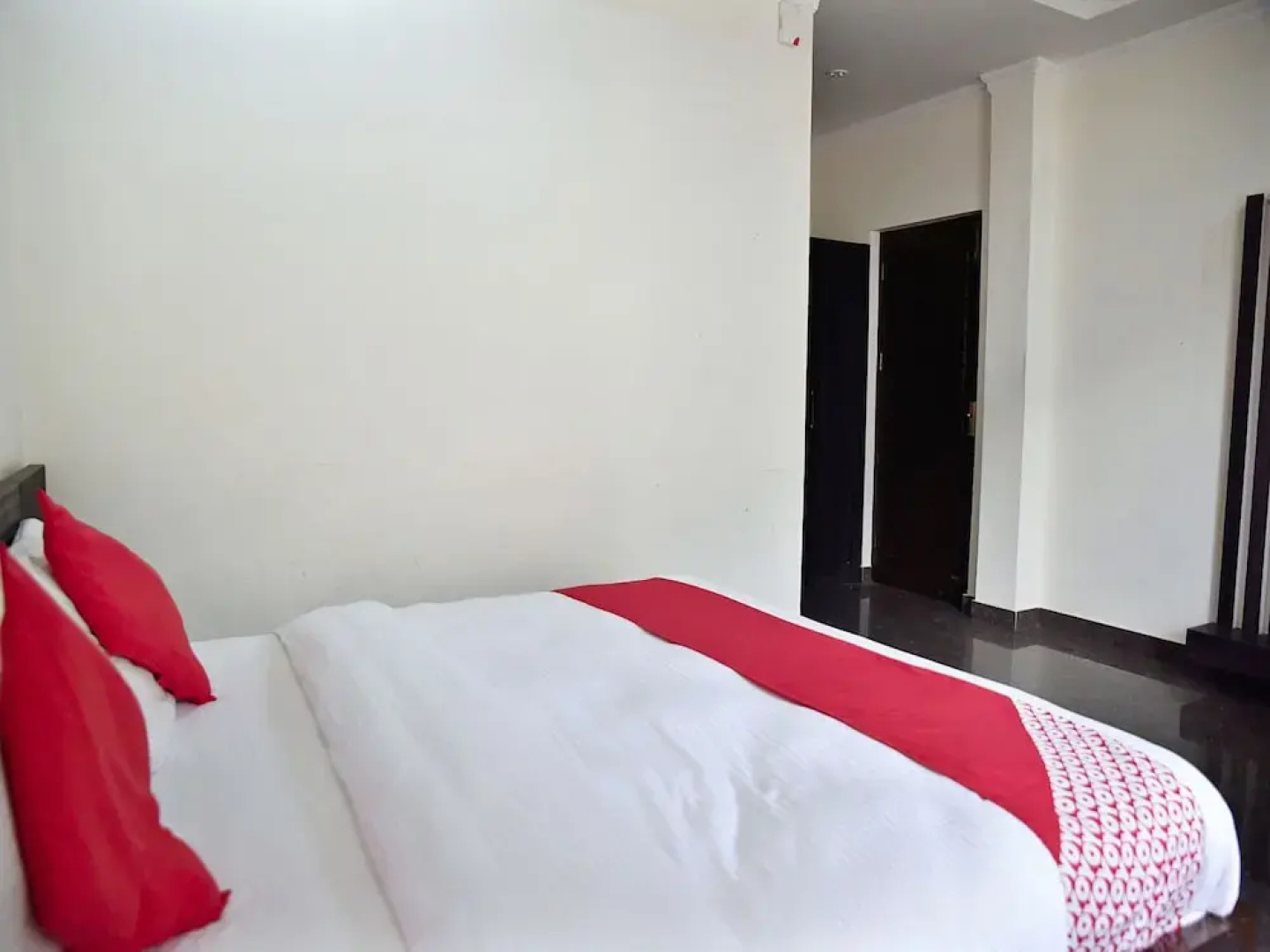 Hotel Bhagsu View