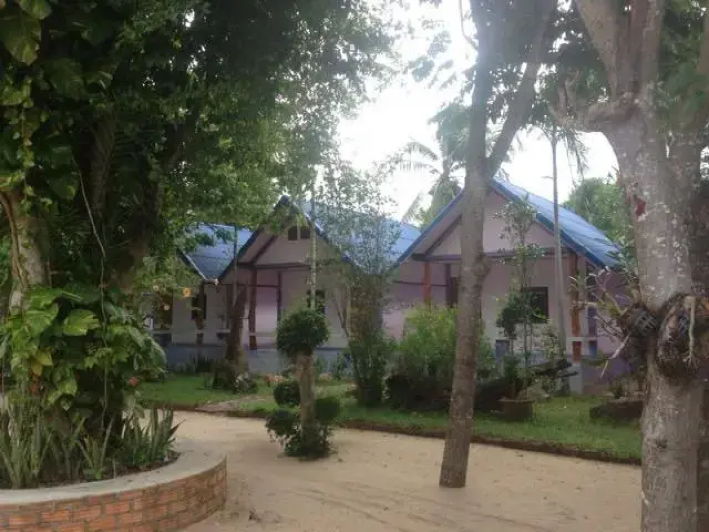 Roong Arun Resort