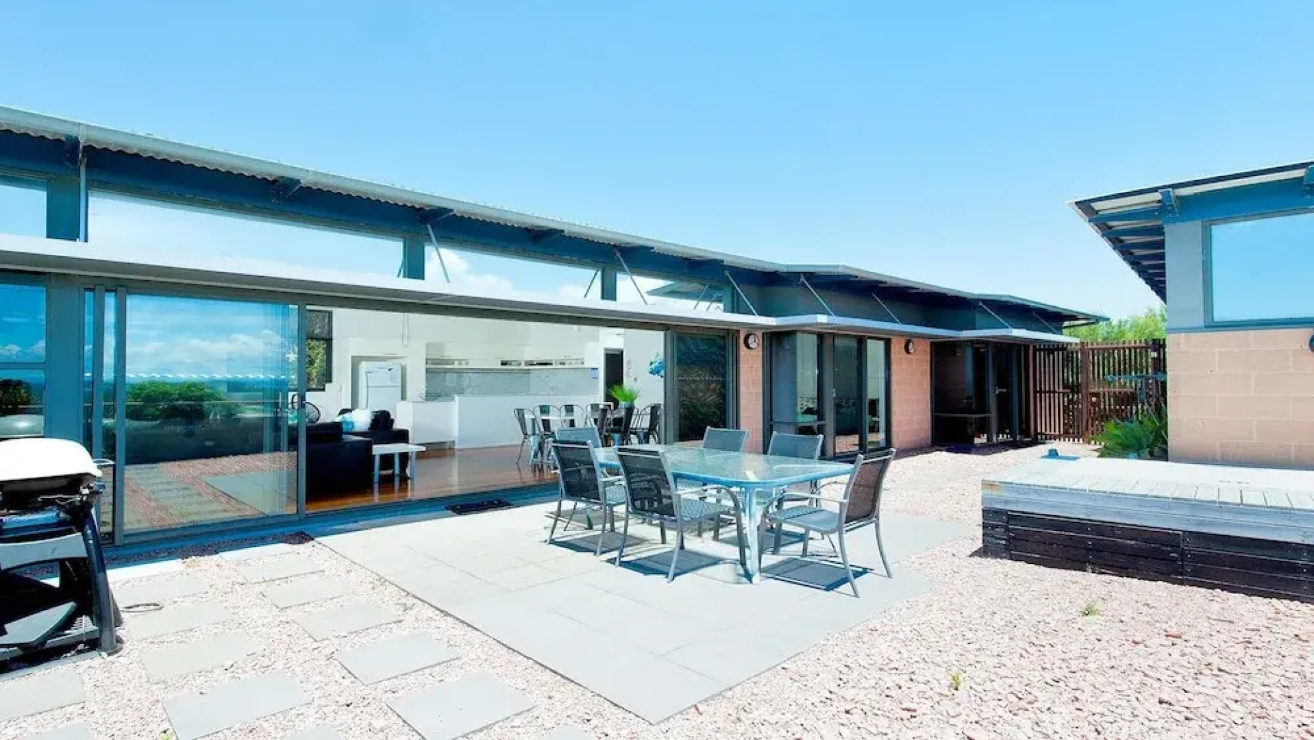 One Mile Ridge, 21/26 One Mile Close