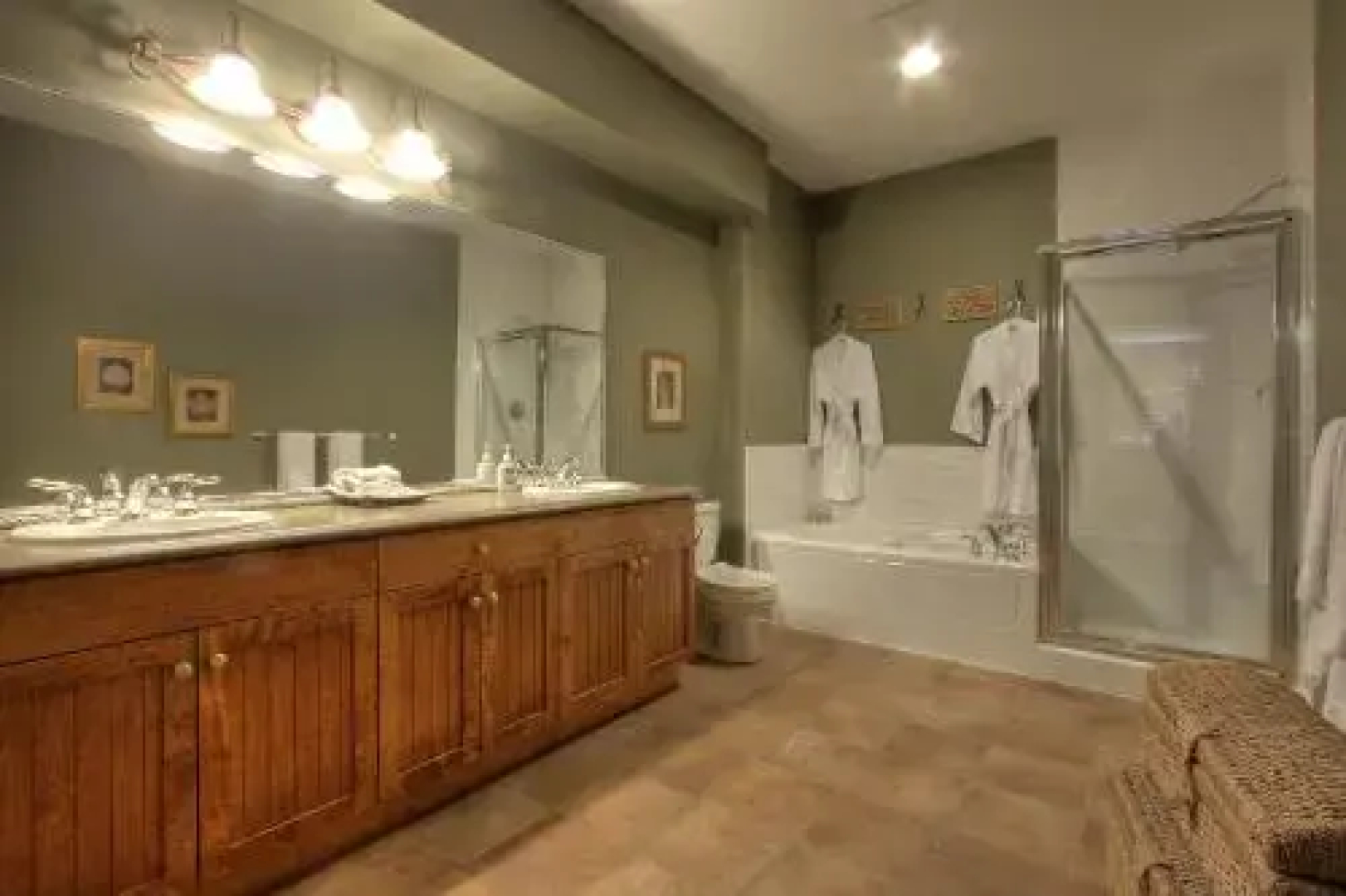 Treetops Ski Luxury Townhouse