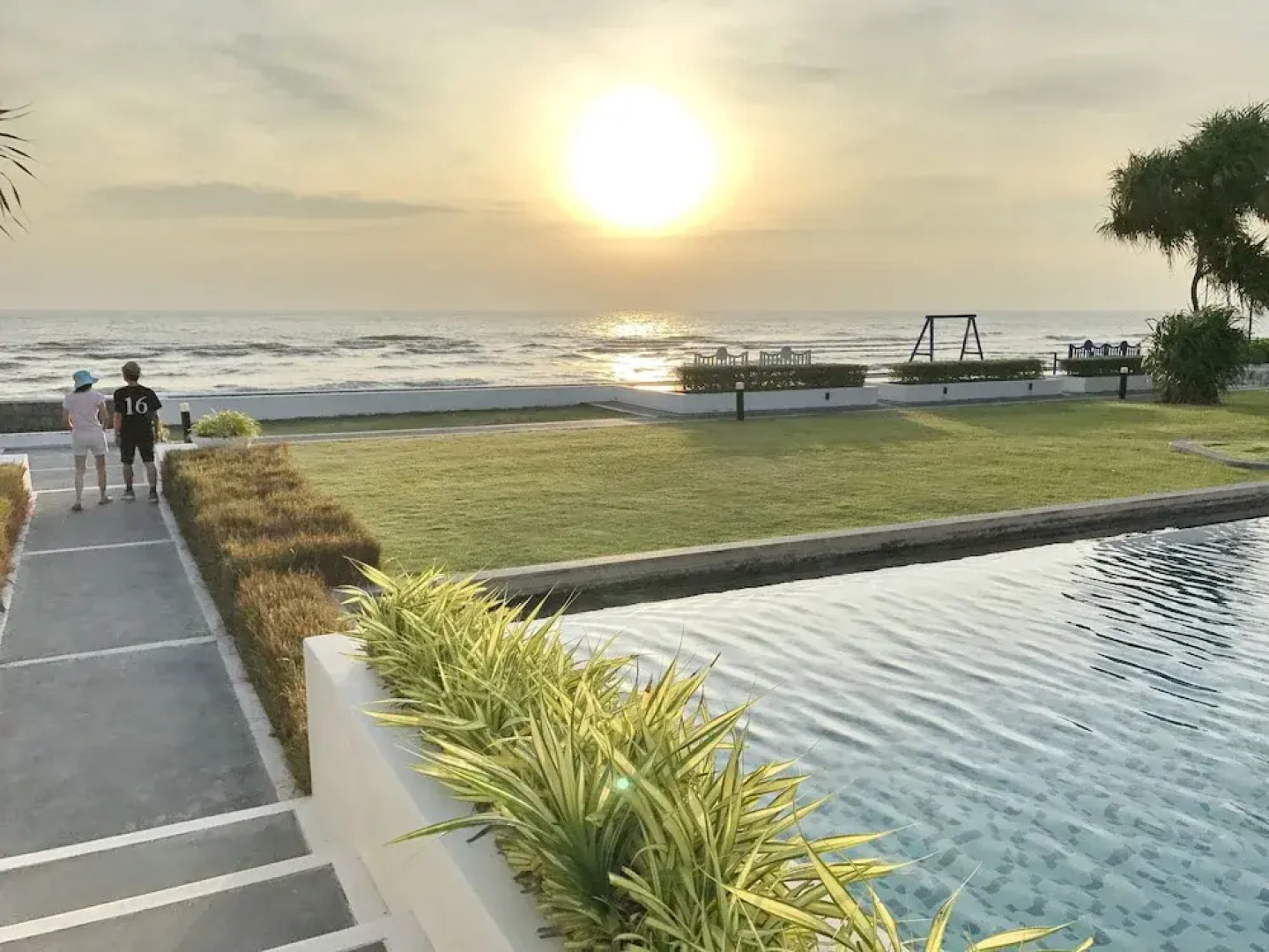 The Crest Santora Luxury