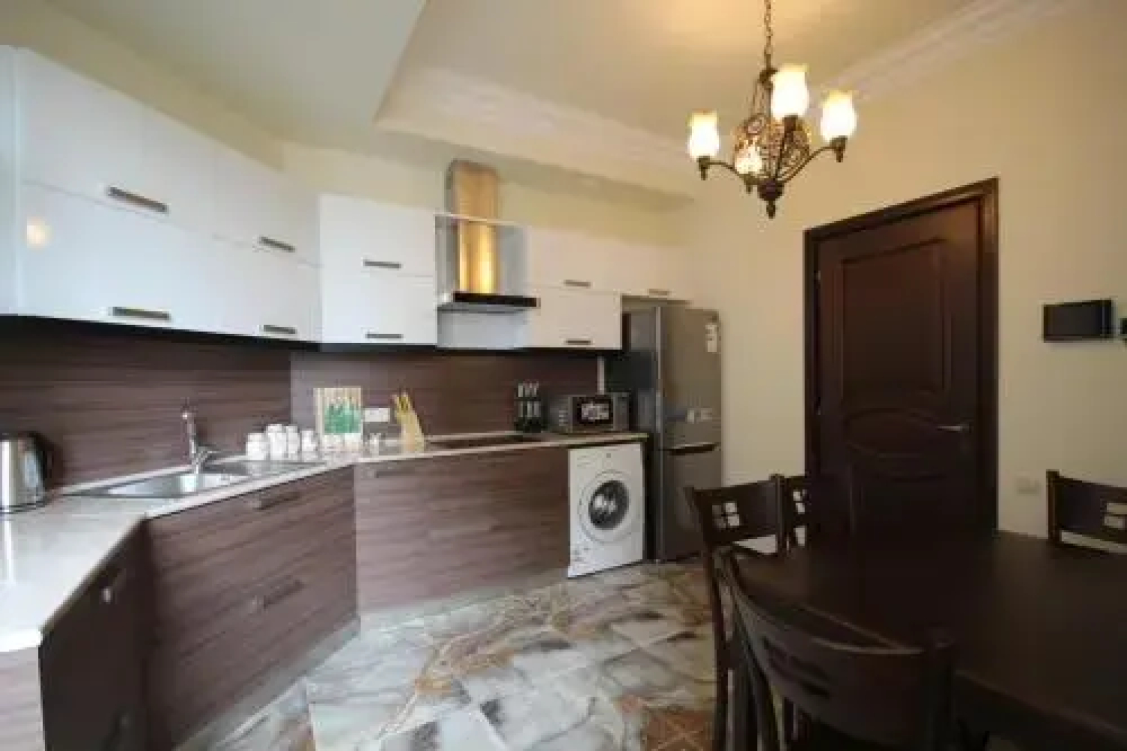 Luxe Apartment at North Avenue