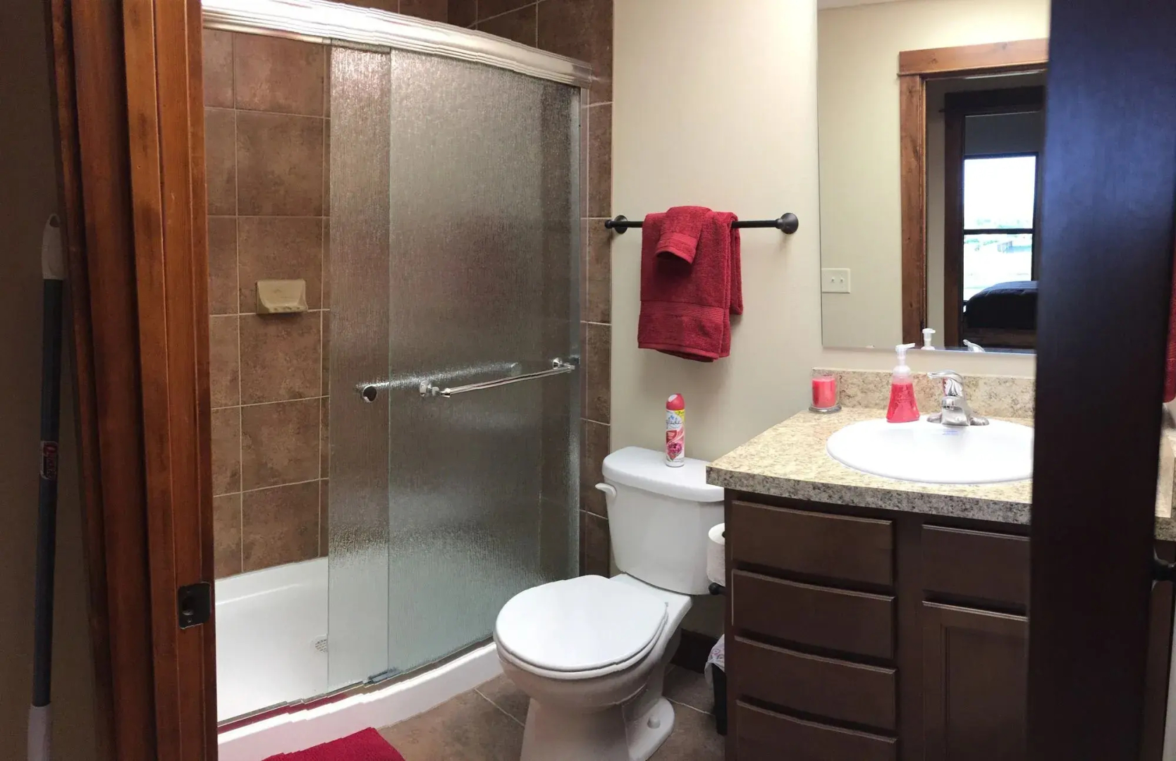 Whispering Pines Guest Suites
