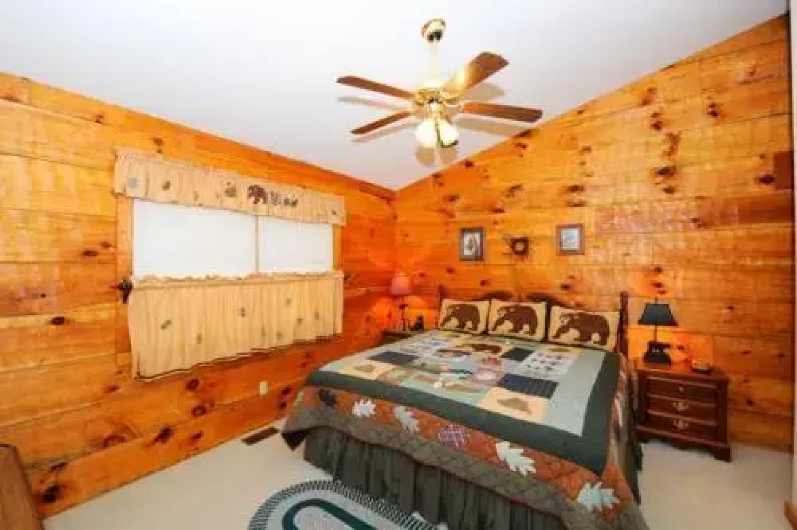 Dream On - 2 Br home by RedAwning