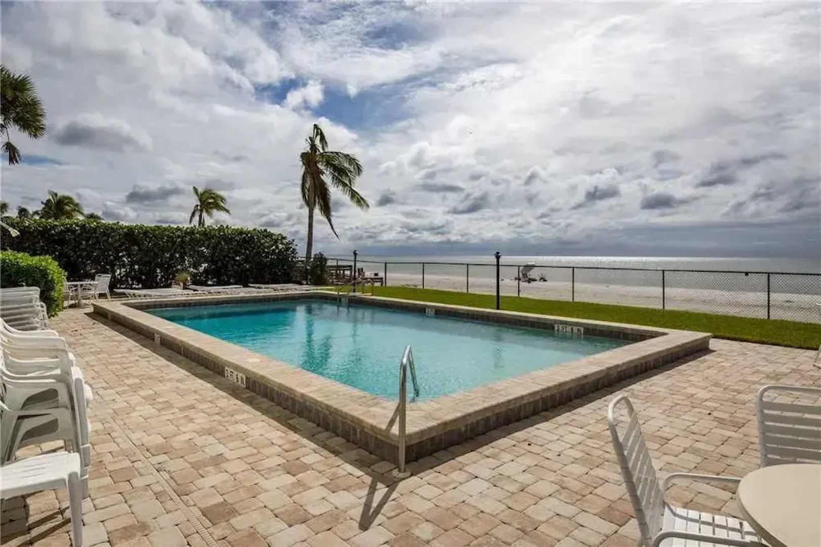Strandview Tower 203