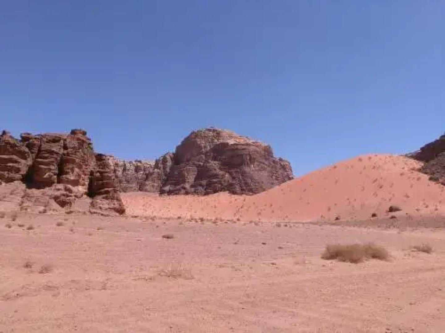 Wadi Rum Cave Camp