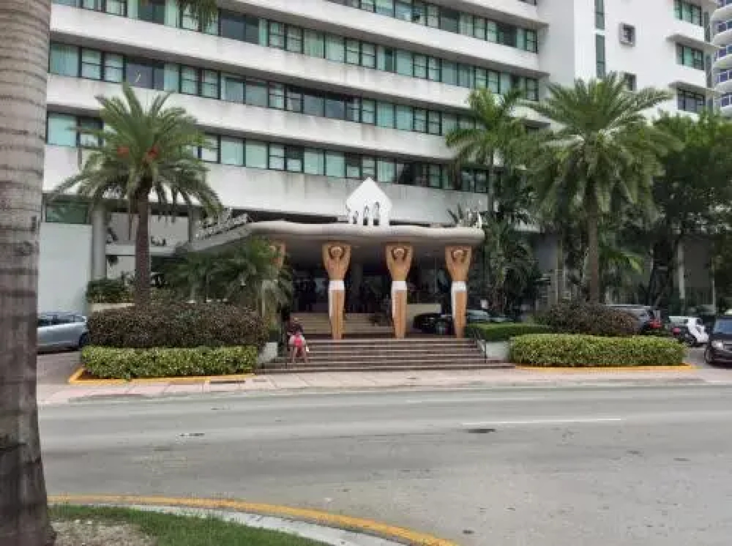Miami Beach Suncoast Apartment III