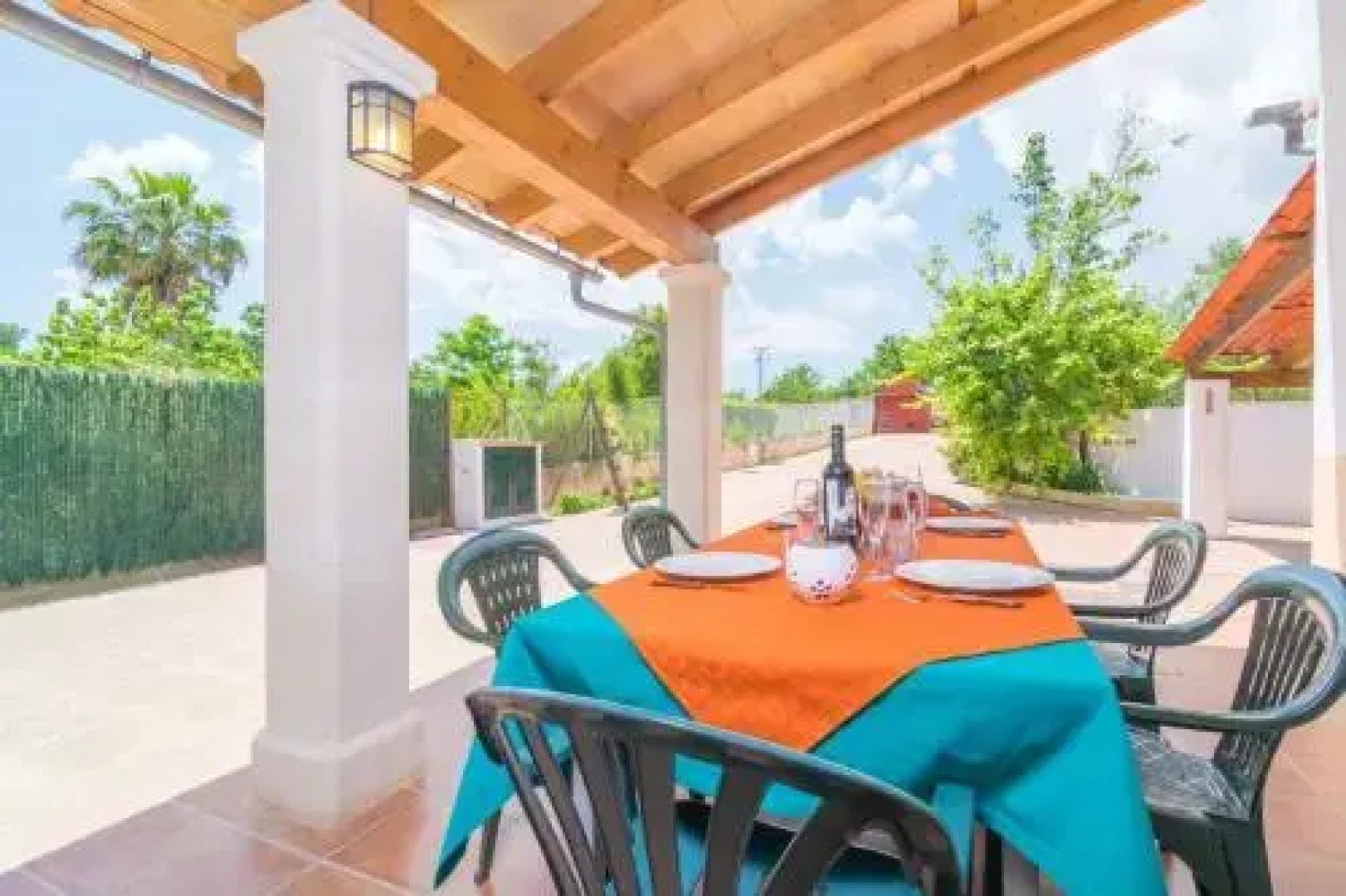 YourHouse La Suerte