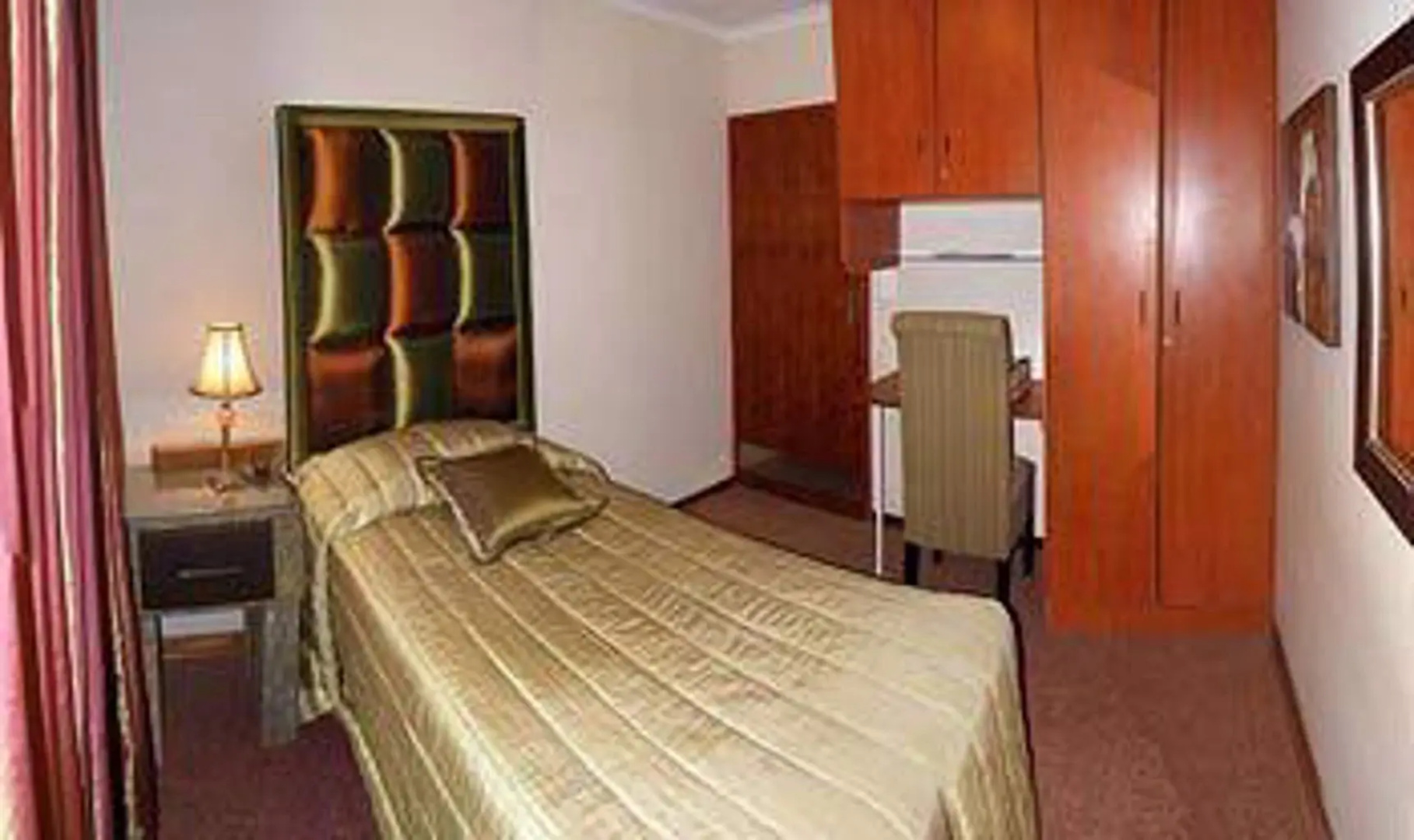 Lenthas Lodge