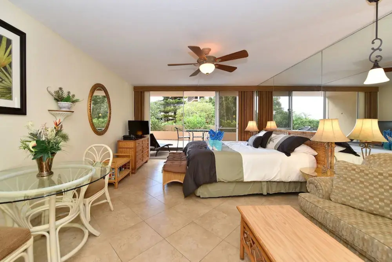 Royal Kahana 104 by RedAwning