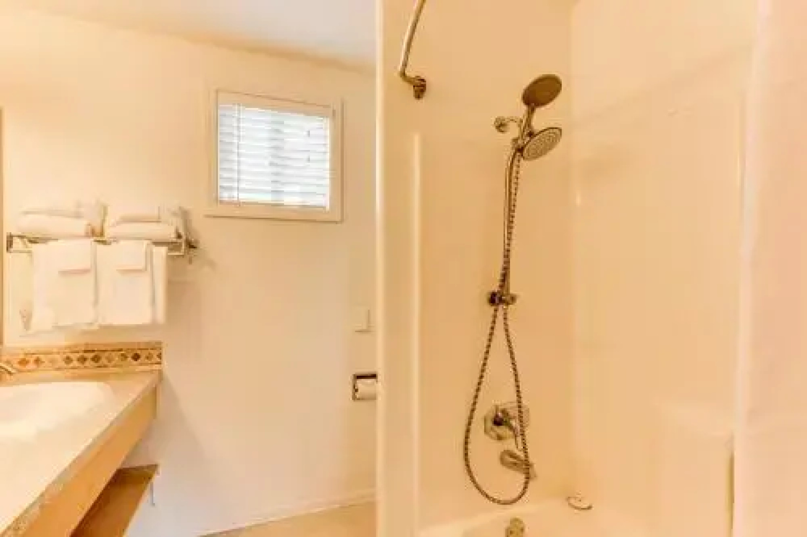Sandals Inn | SPA Suite
