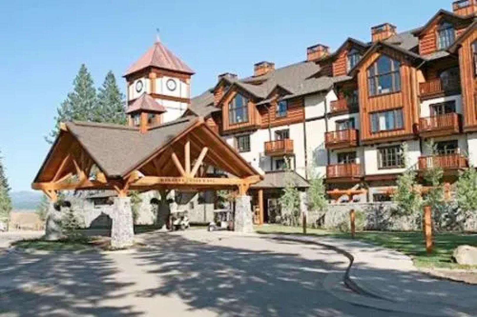 Journey's End - LOM402 - 1 Br Apts