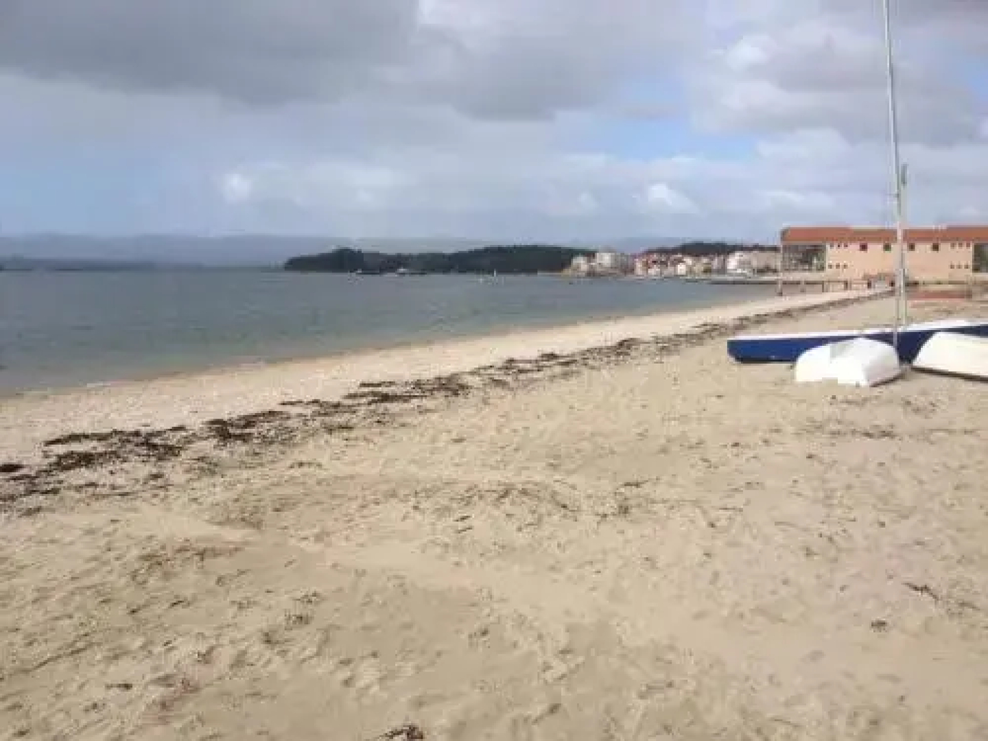 Apto. con terraza y vistas al mar