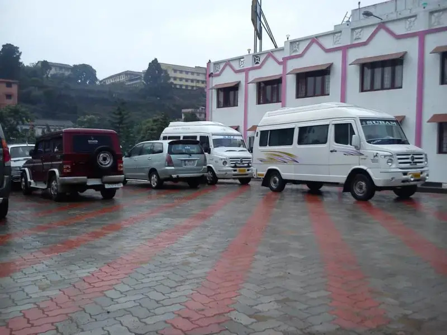 Royale Holidays Hotel
