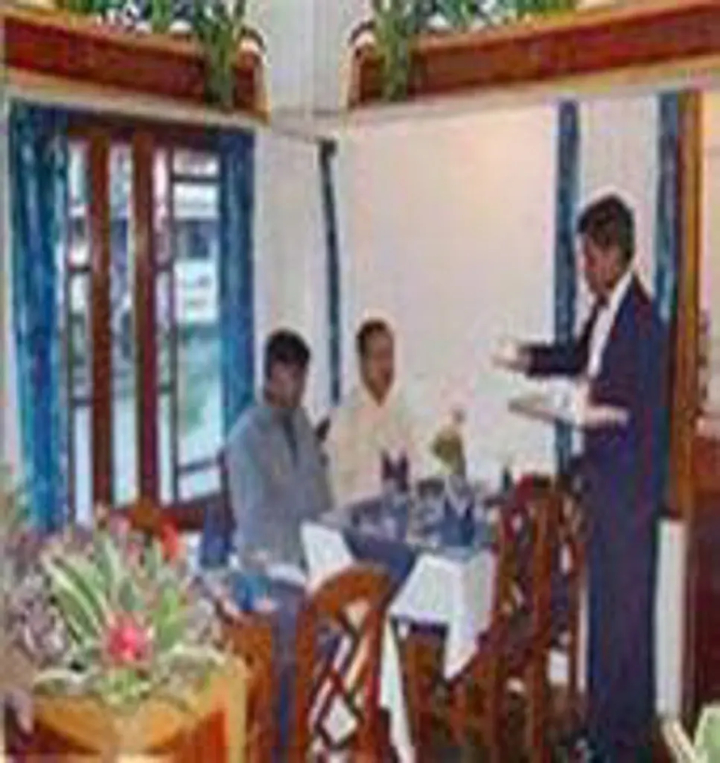 Summit Oriental Boutique Hotel