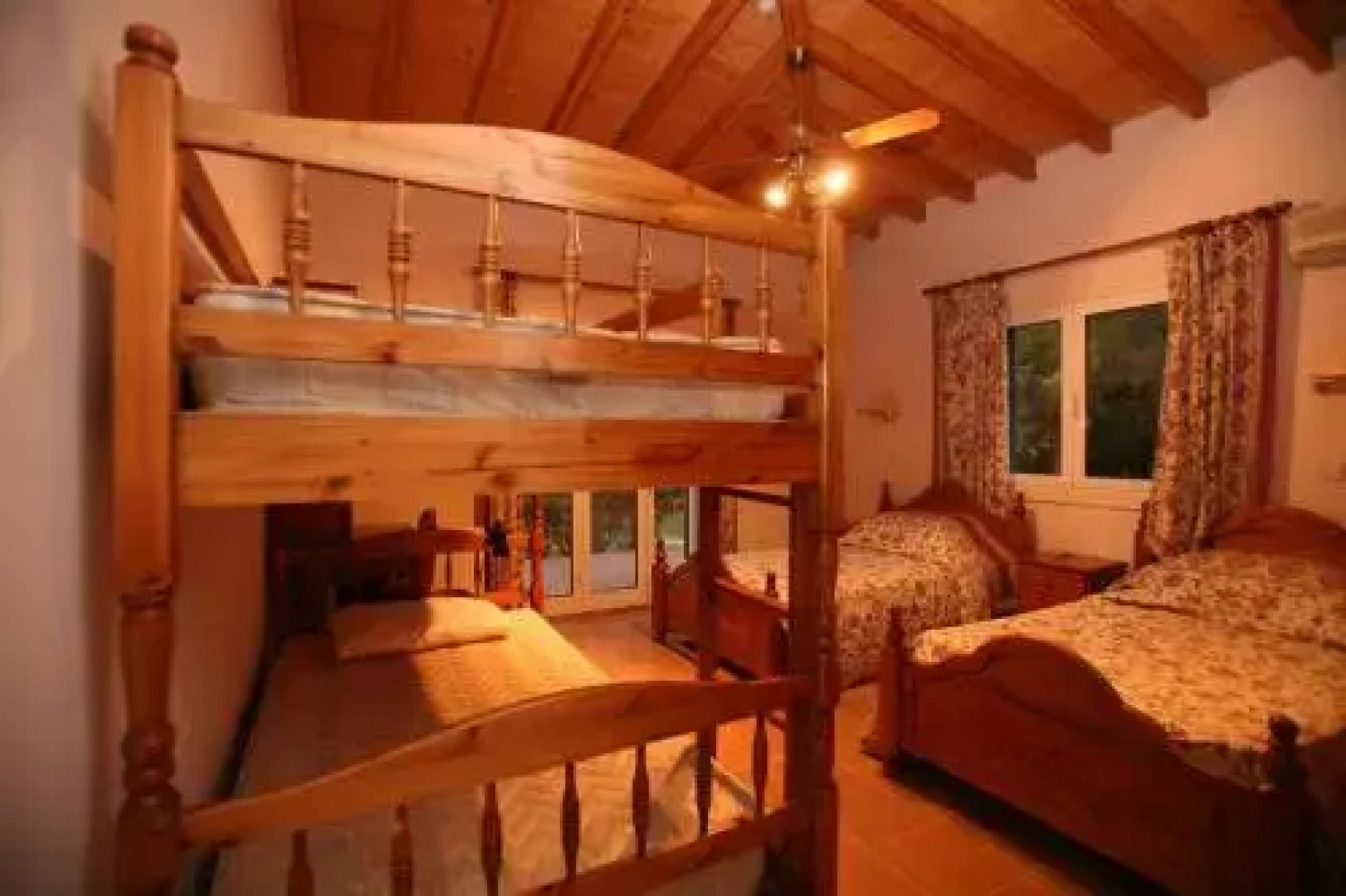 Pomos Villa