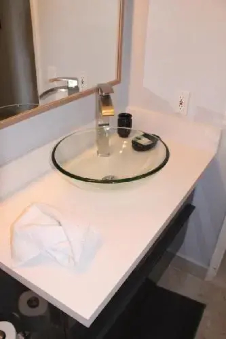 6-608 Amazing Penthouse Water View with 2 Suites