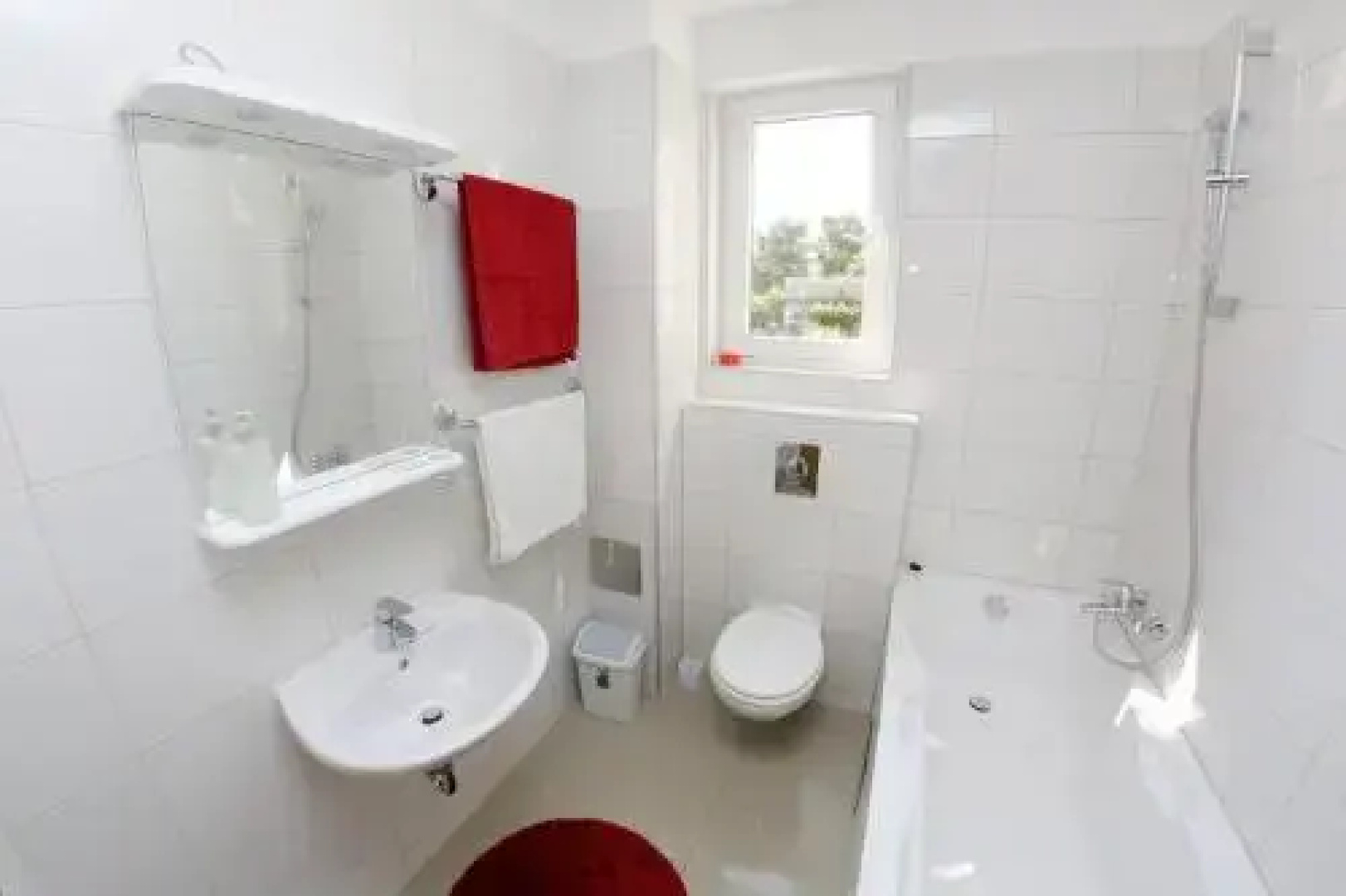 Lila Apartments