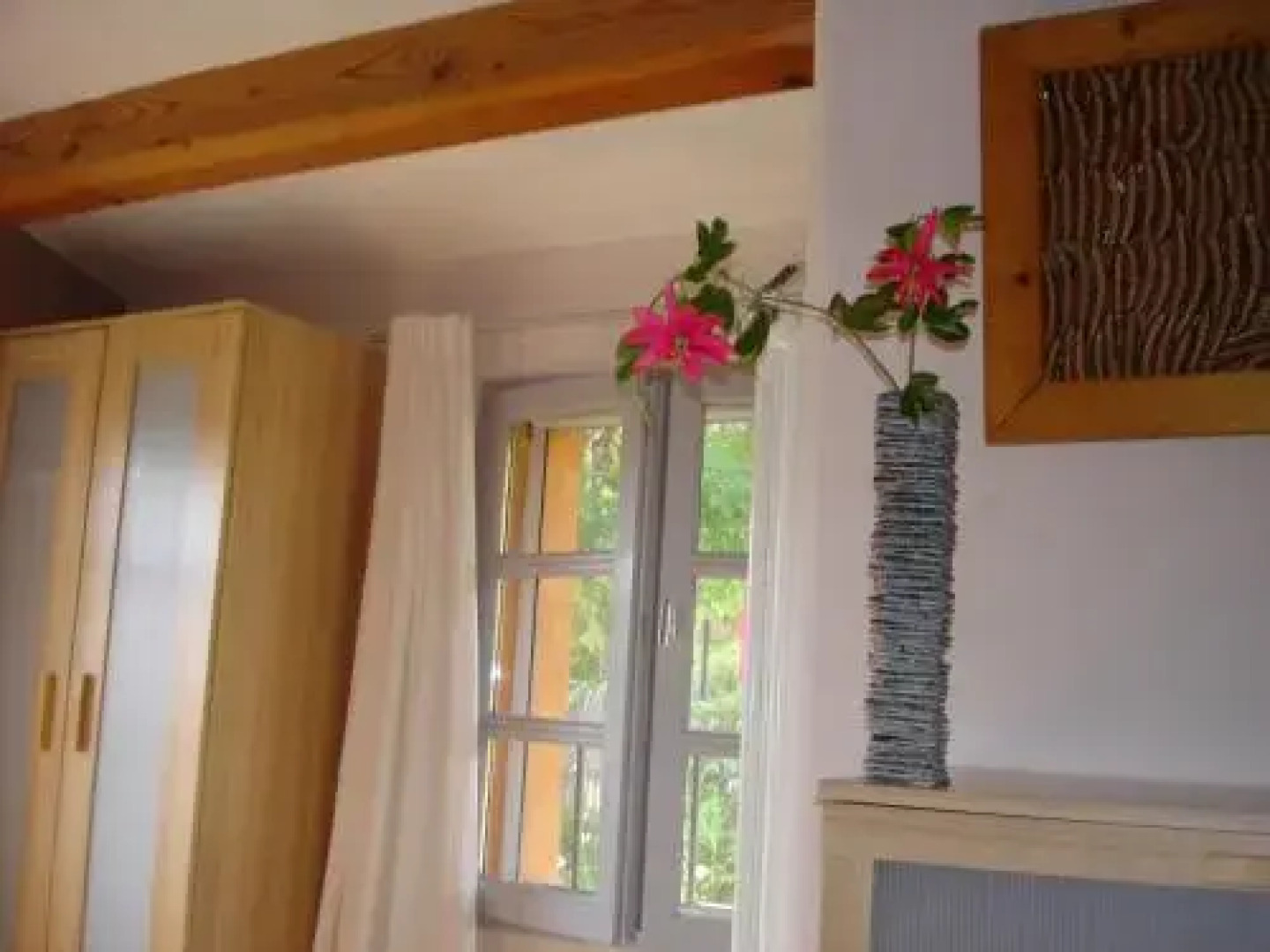 House With Garden And Sea View