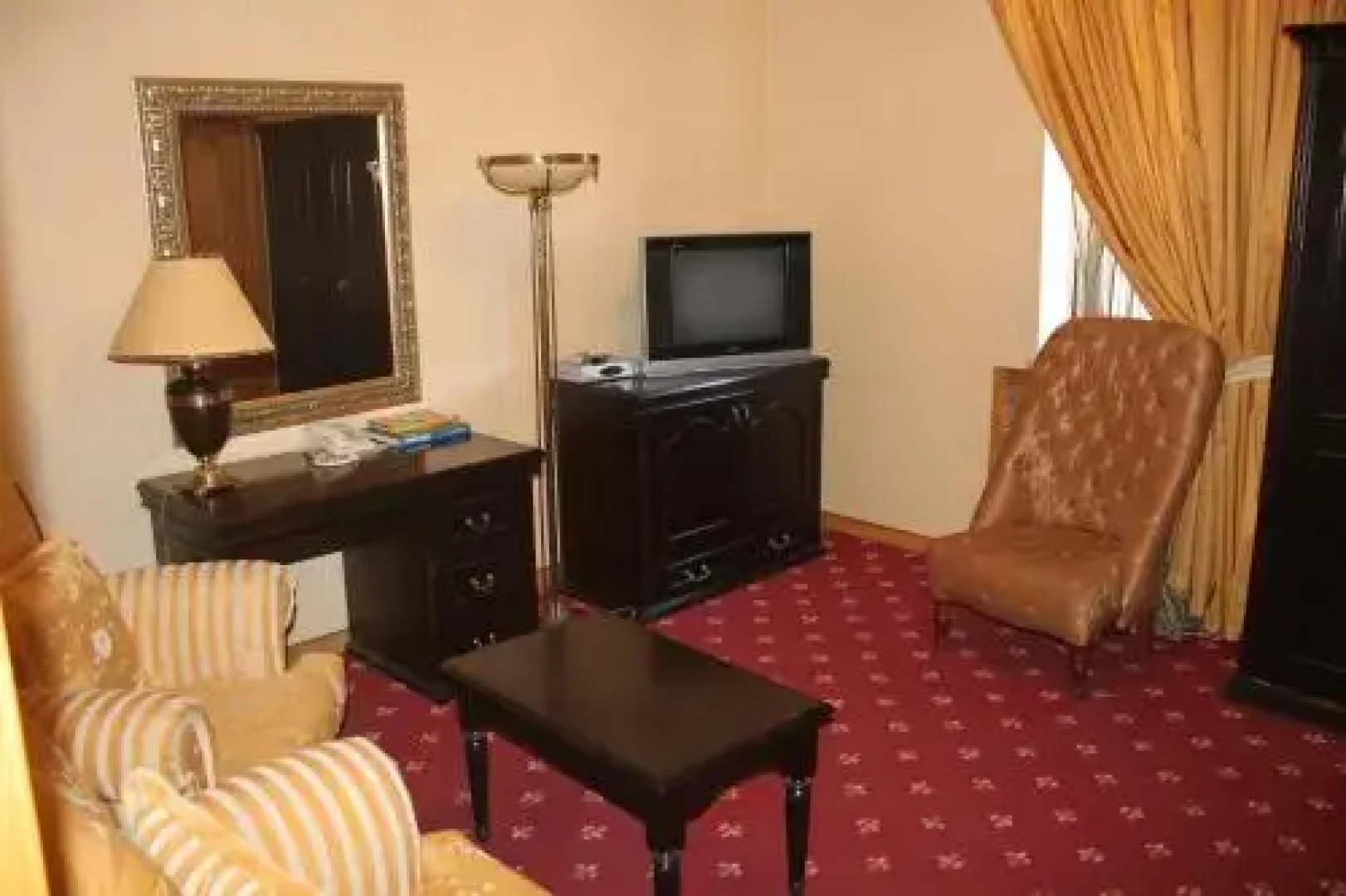 My Way Hotel