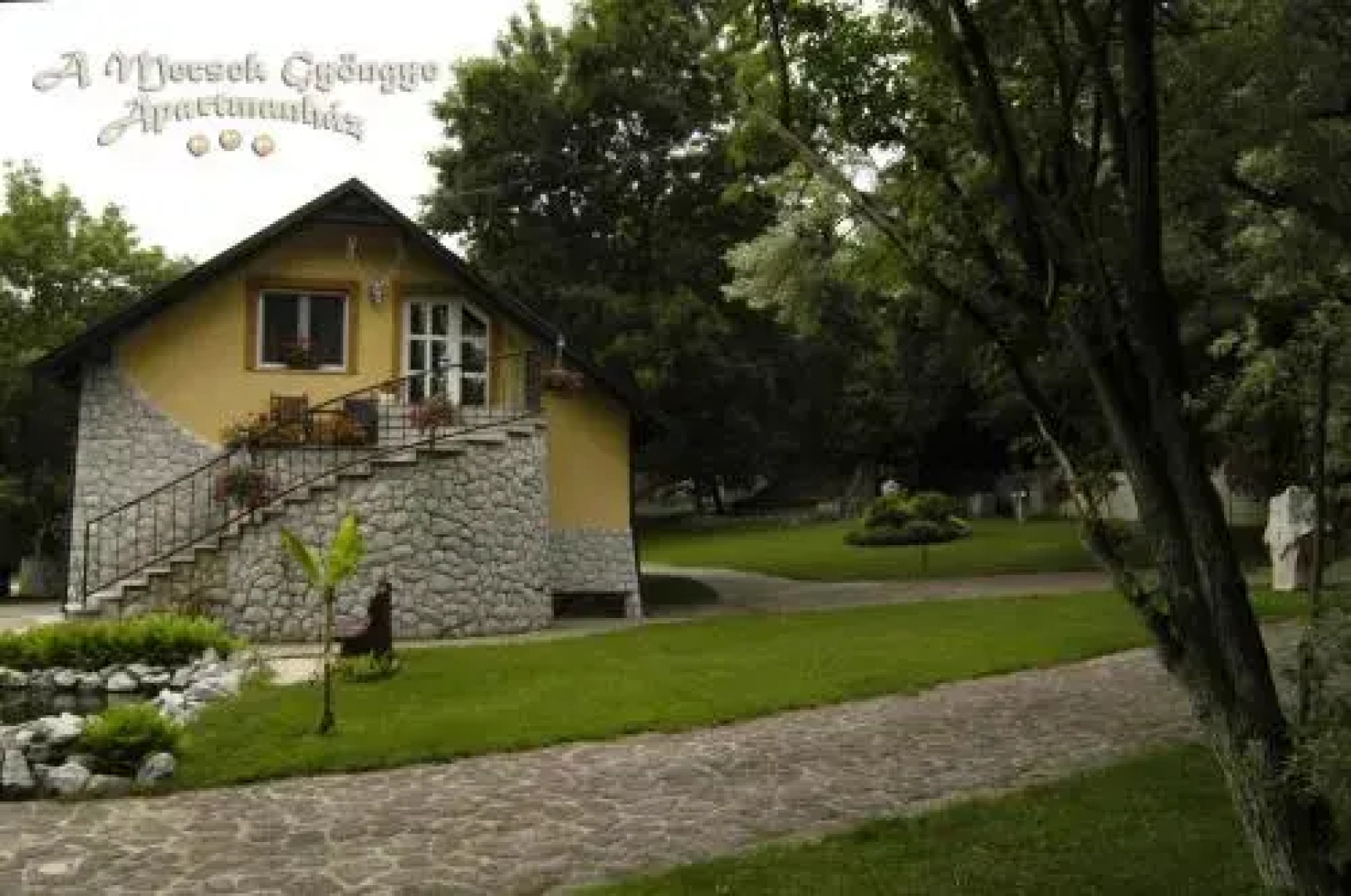 A Mecsek Gyöngye Apartmanhaz