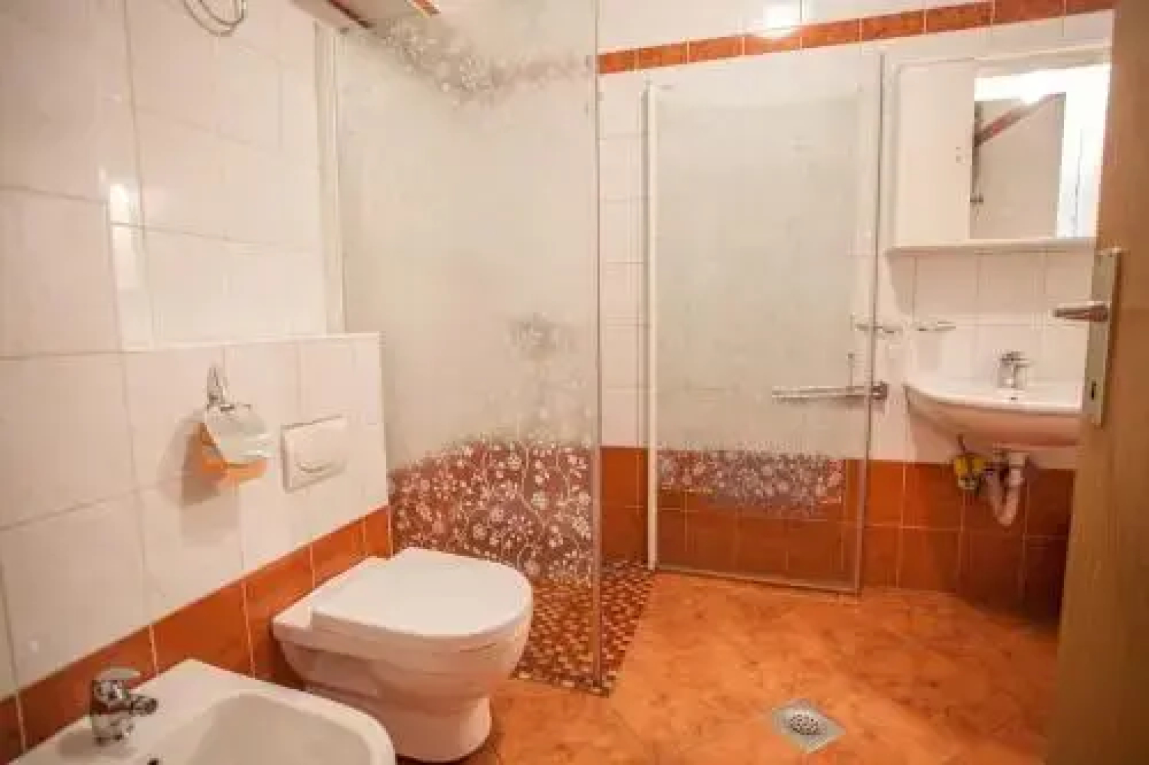 Aparment Kod Kule