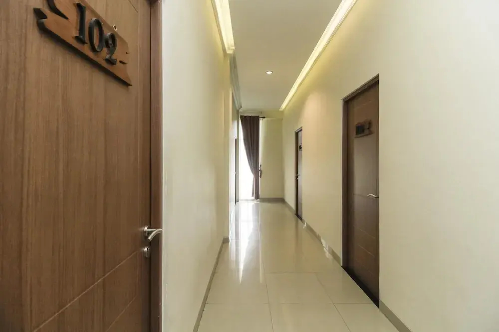 RedDoorz near Bangka Trade Center