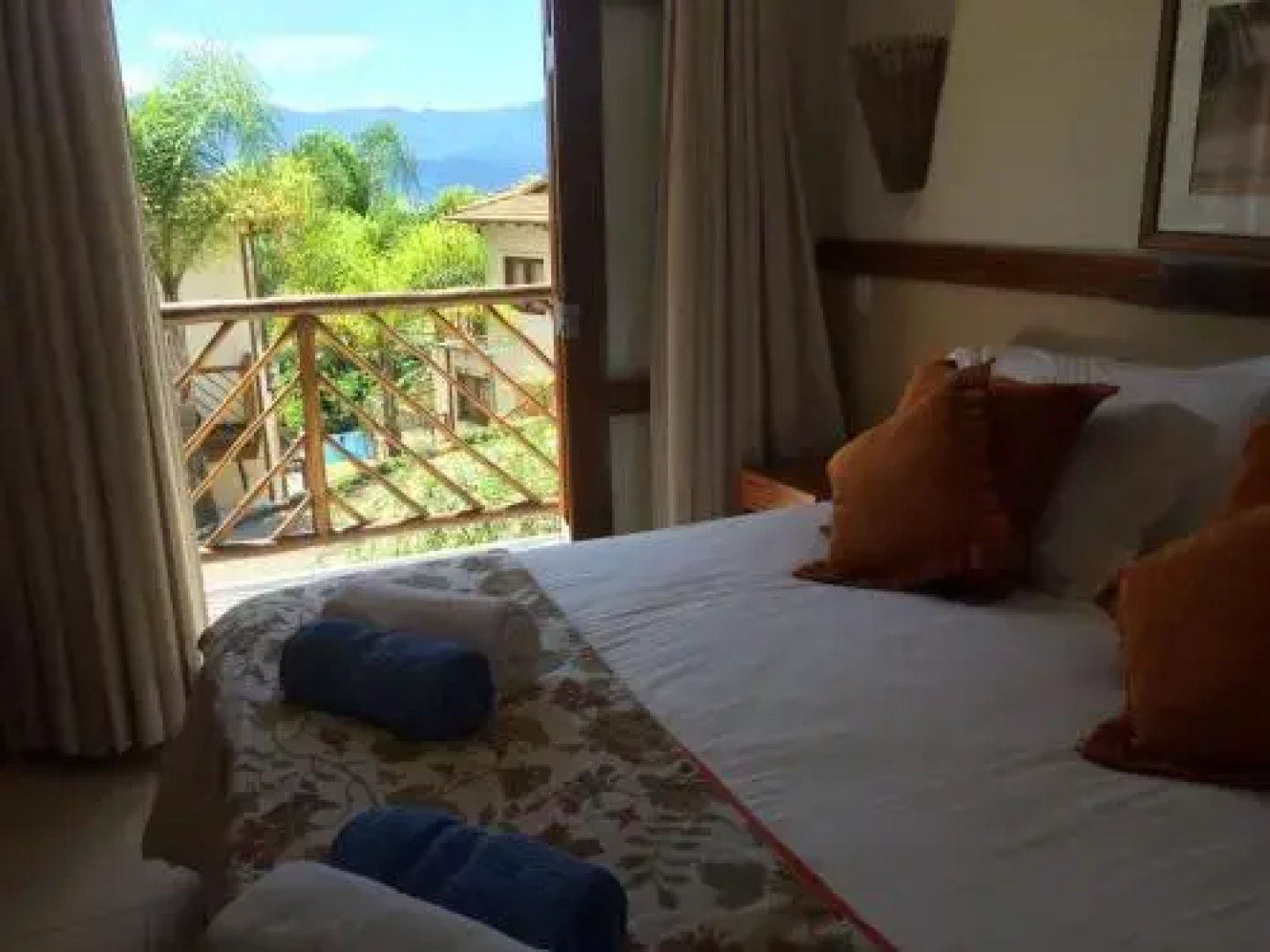 Bangalô em Ilhabela/Yacamim