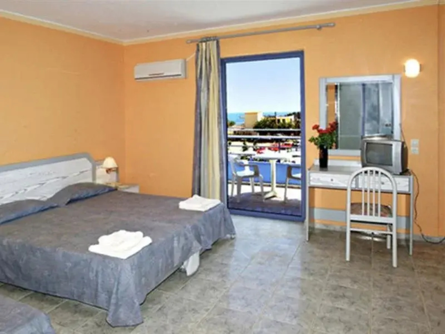 Alkion Plaza Park Village