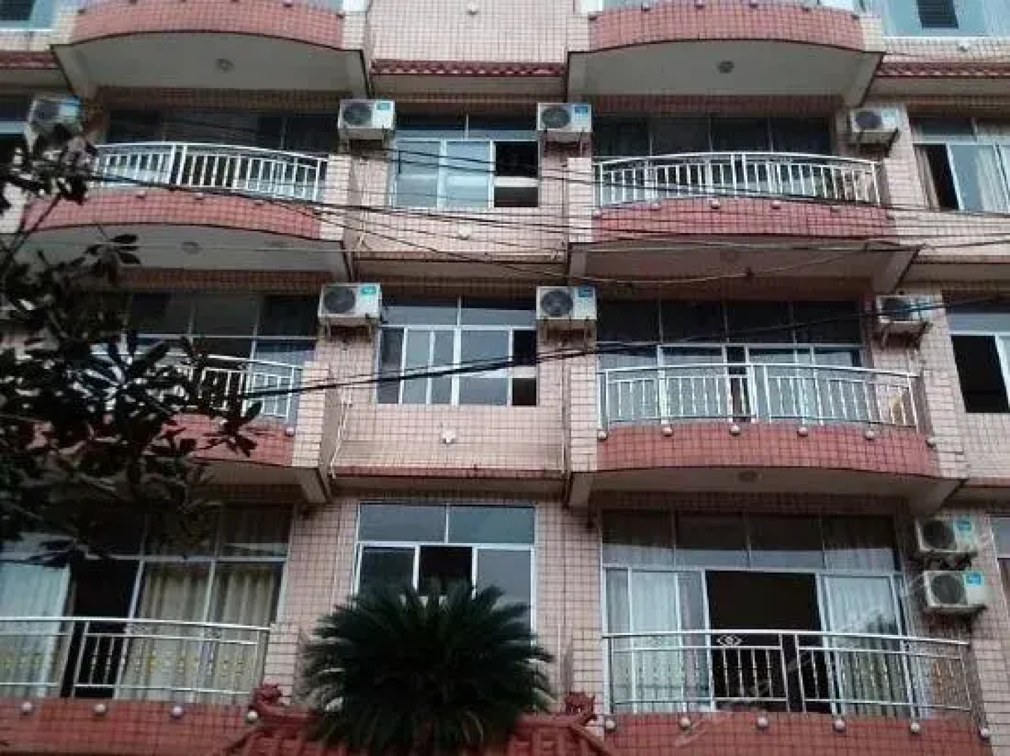 Ya'an Hongxing Hotel